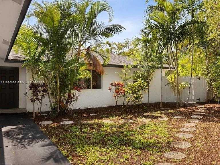 Small Image of 4260 NORTH WEST 19TH AVE, Oakland Park Number 1