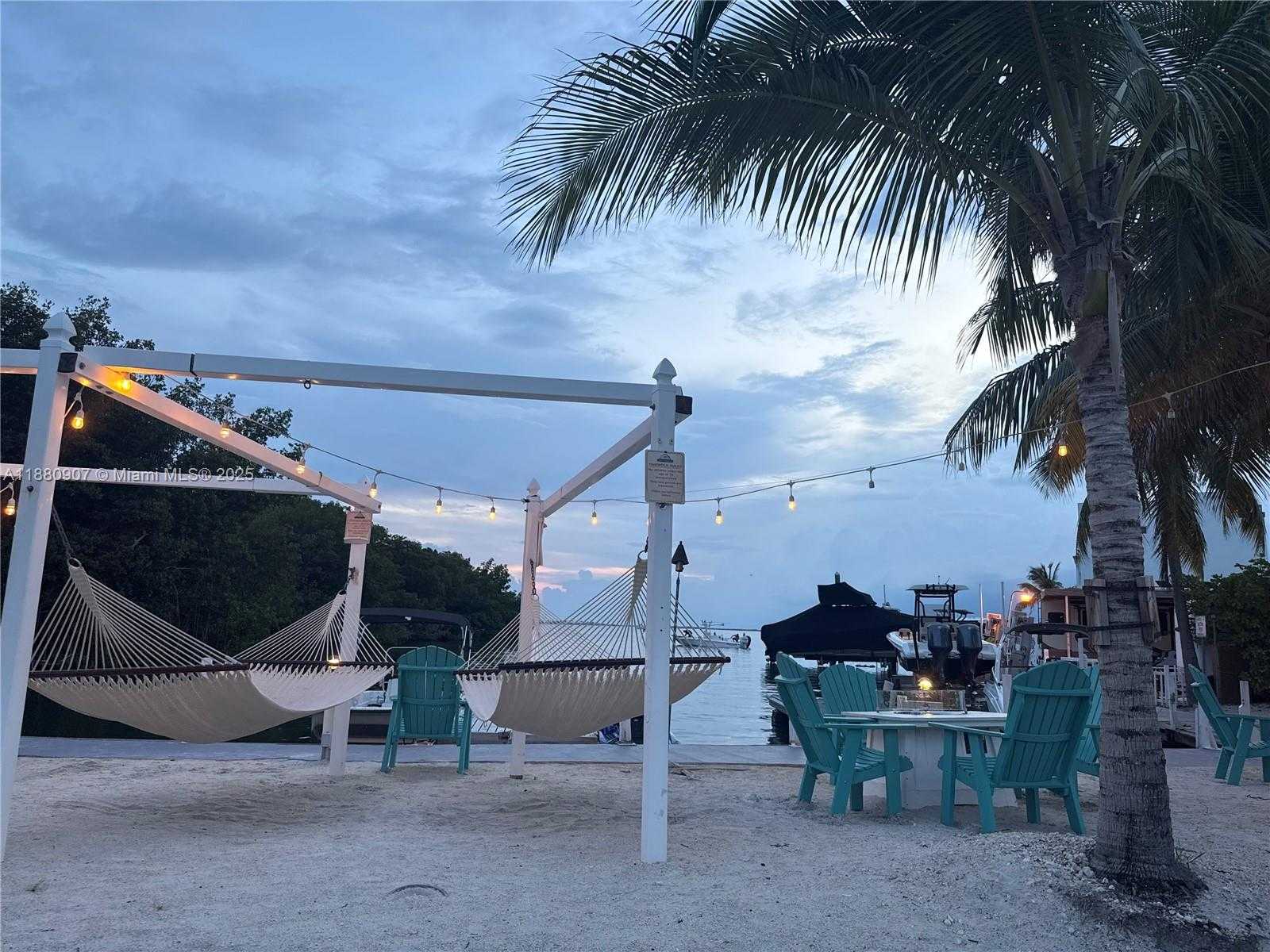 Small Image of 325 CALUSA ST, Key Largo Number 12