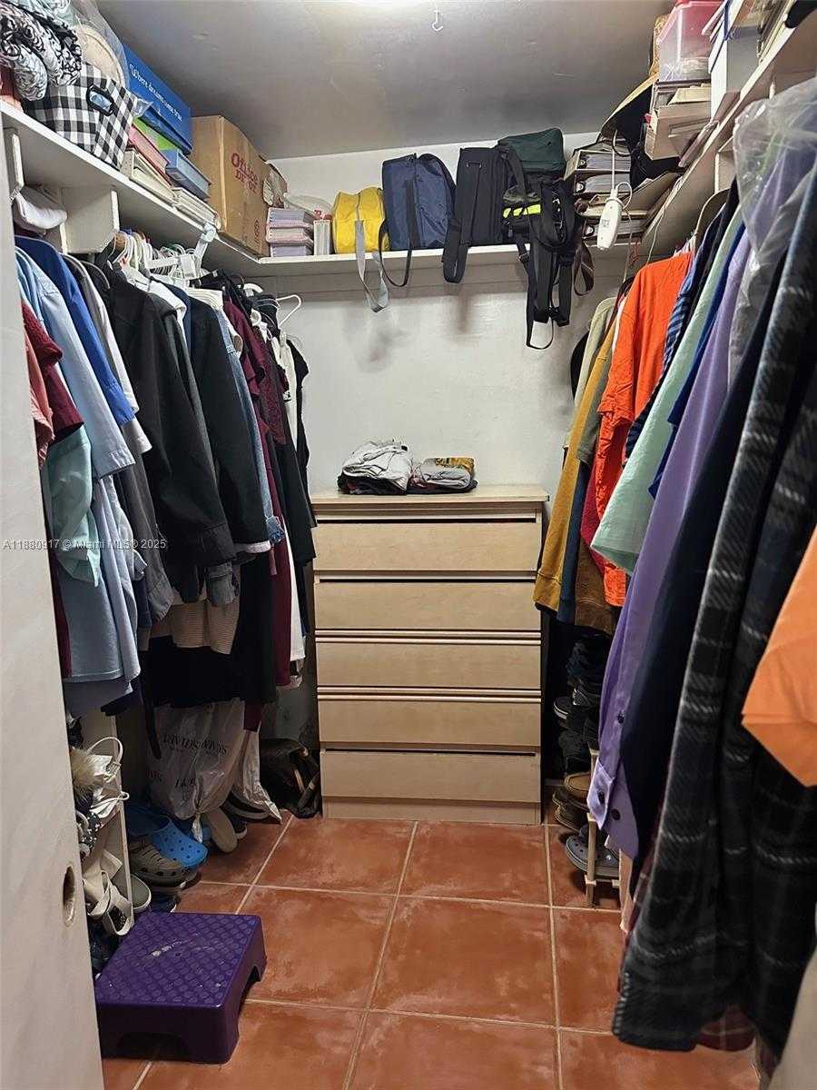 Imagen de Pequeño Objeto