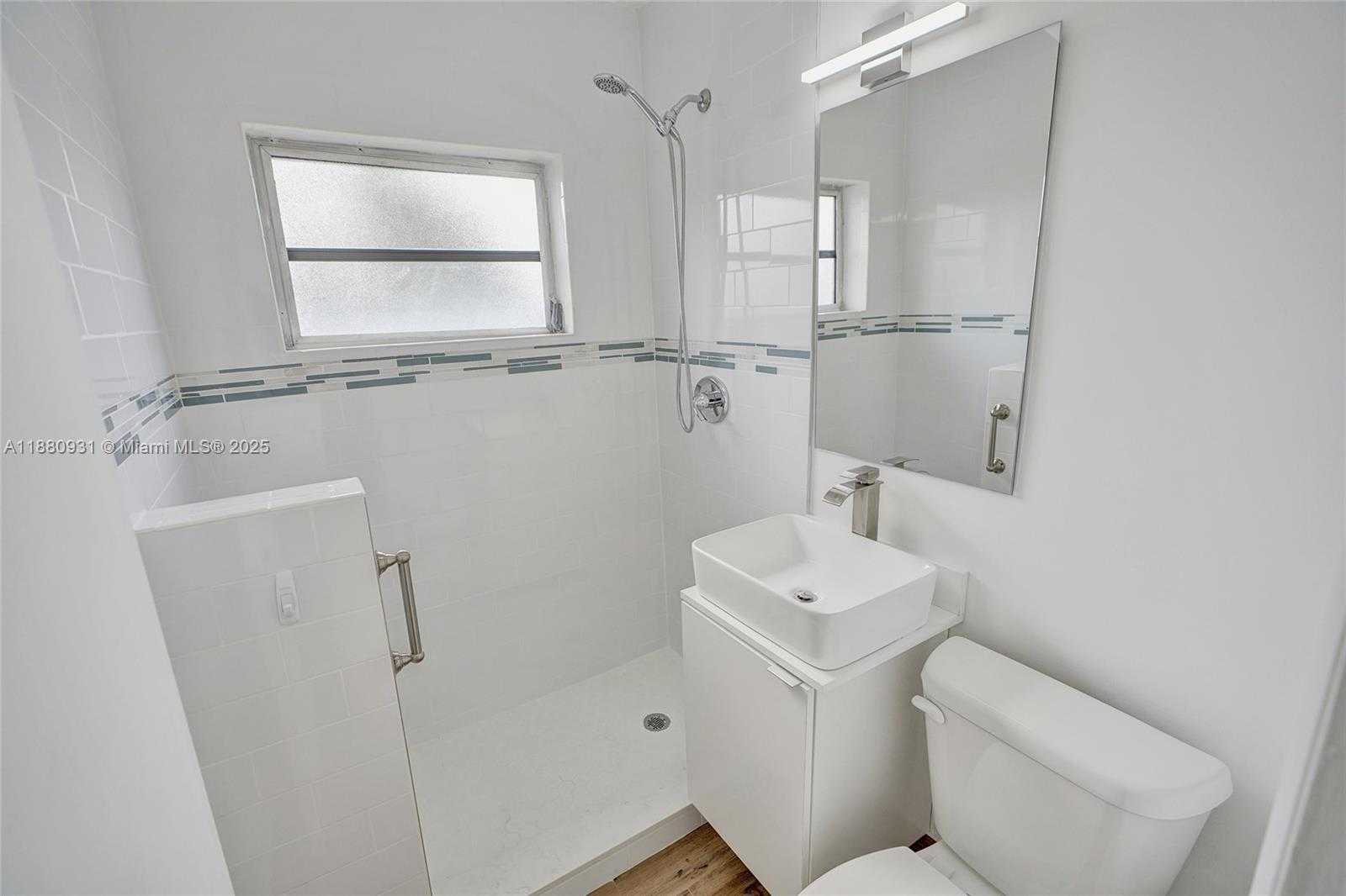 Small Image of 4631 EAST 8TH CT, Hialeah Number 28