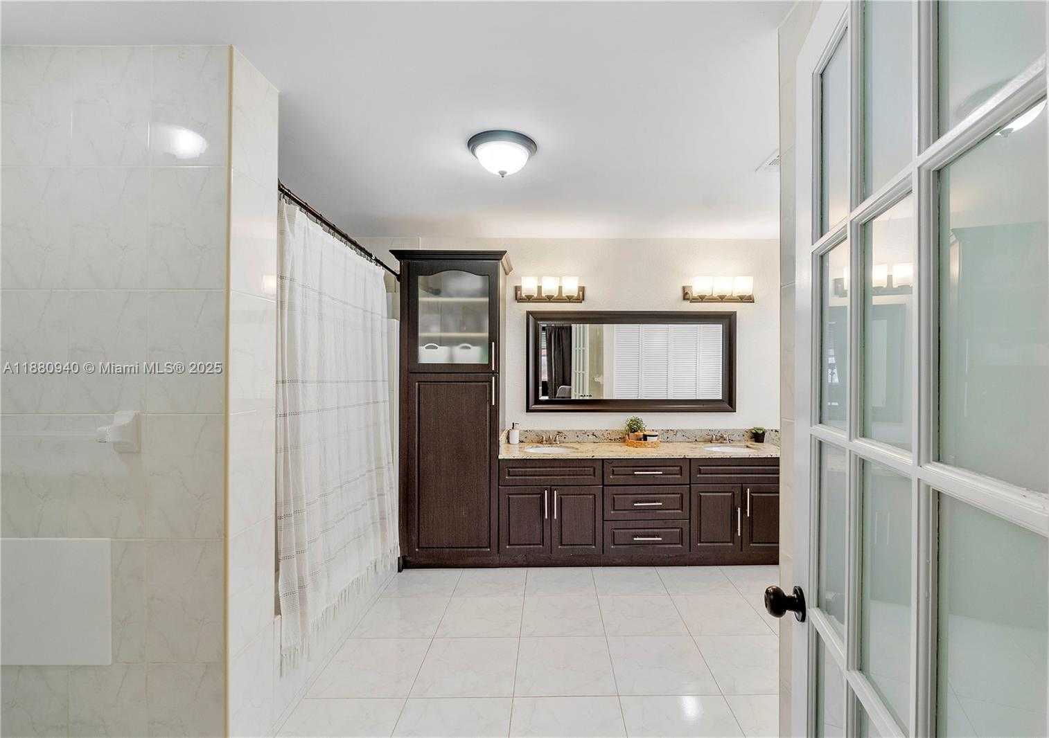 Small Image of 21970 SOUTH WEST 97TH CT, Cutler Bay Number 32
