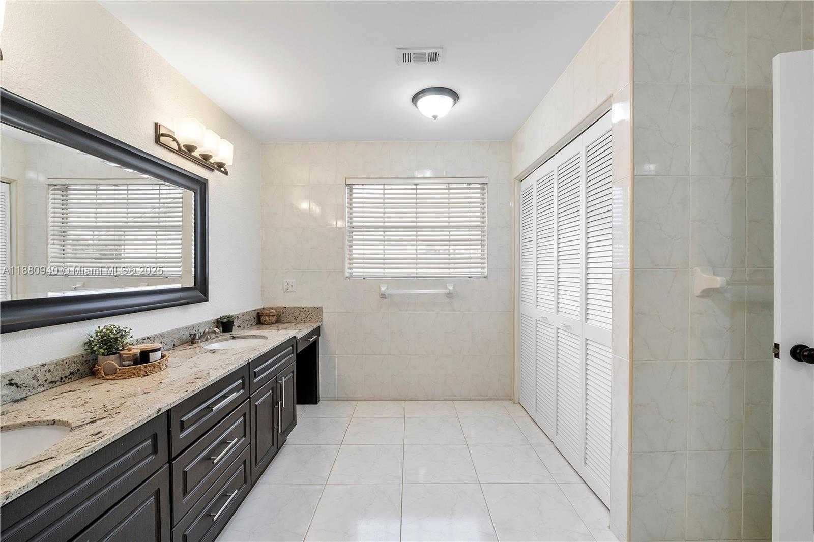 Small Image of 21970 SOUTH WEST 97TH CT, Cutler Bay Number 35