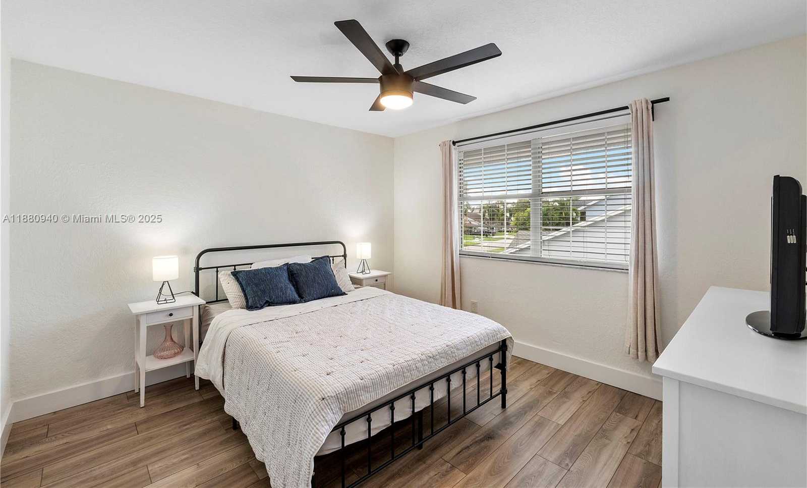 Small Image of 21970 SOUTH WEST 97TH CT, Cutler Bay Number 36