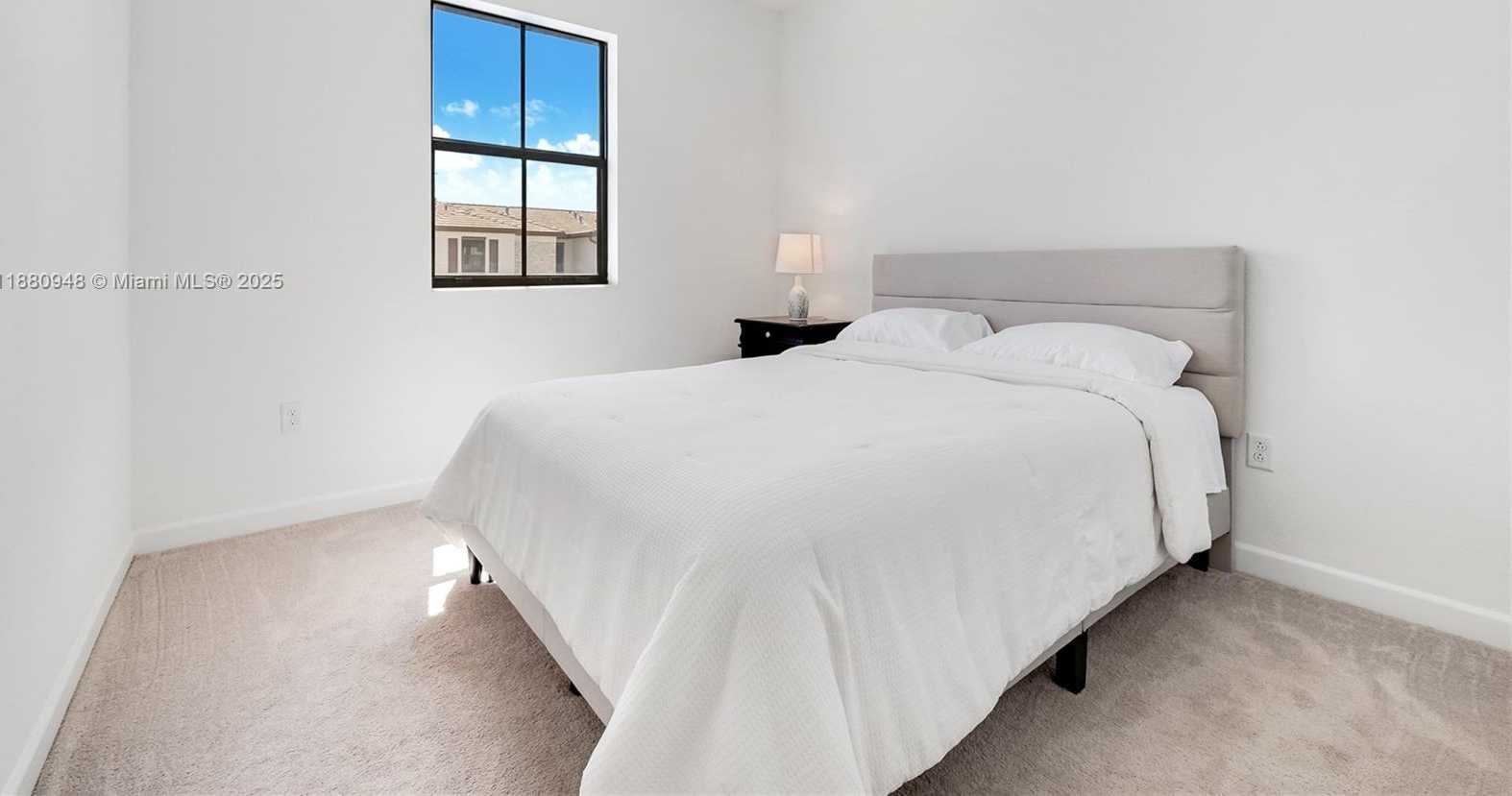 Small Image of 10103 SOUTH WEST 231ST LN, Miami Number 2