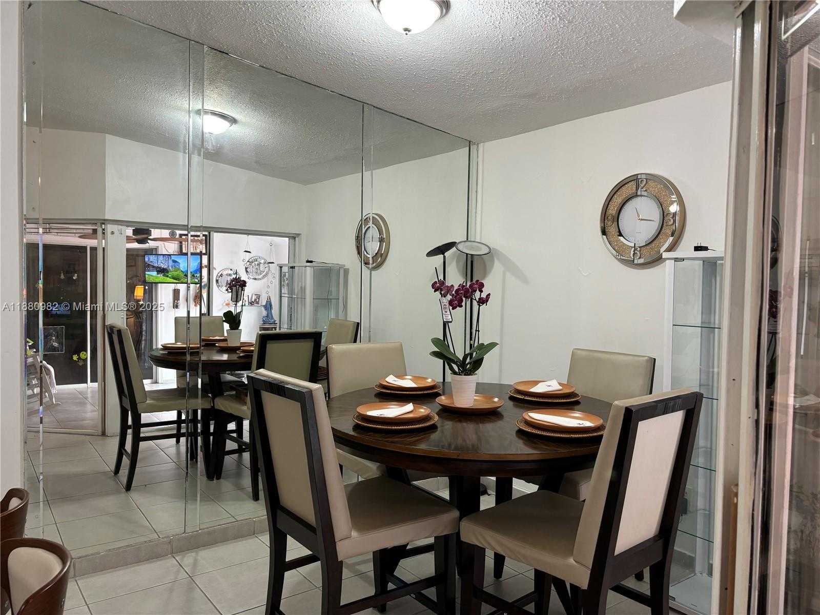 Small Image of 12343 SOUTH WEST 195TH TER, Miami Number 10
