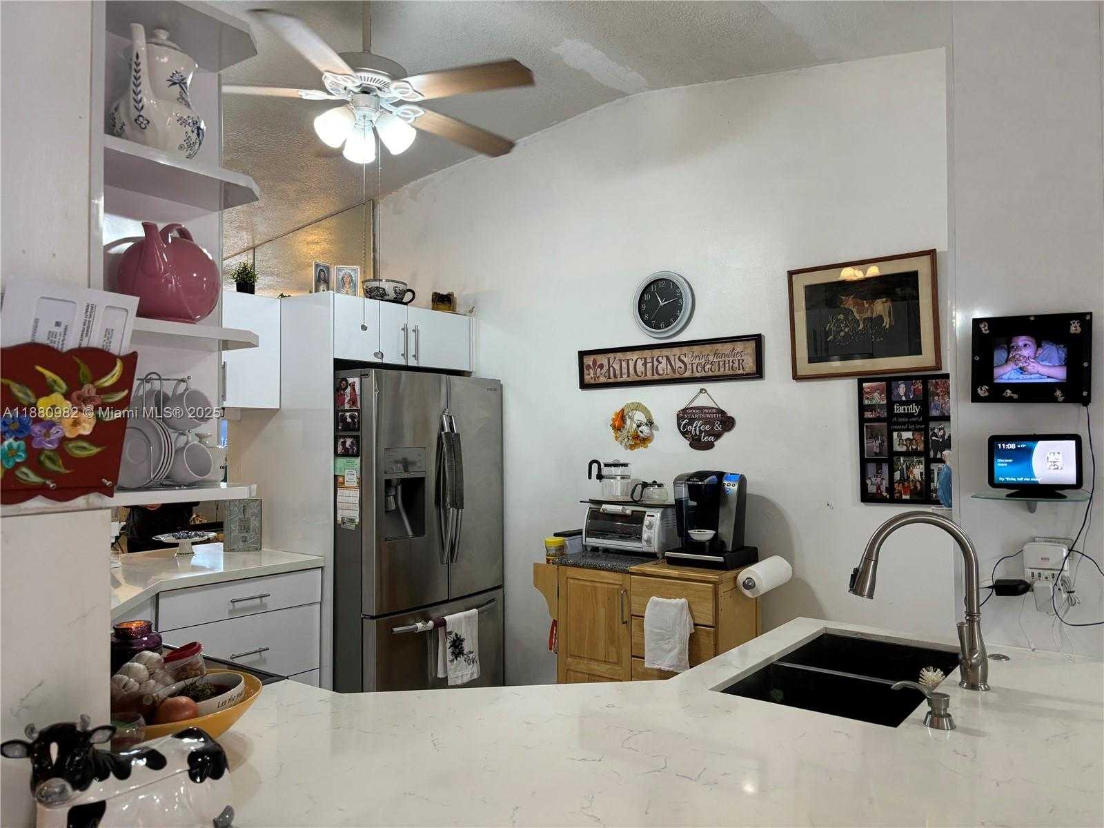 Small Image of 12343 SOUTH WEST 195TH TER, Miami Number 11