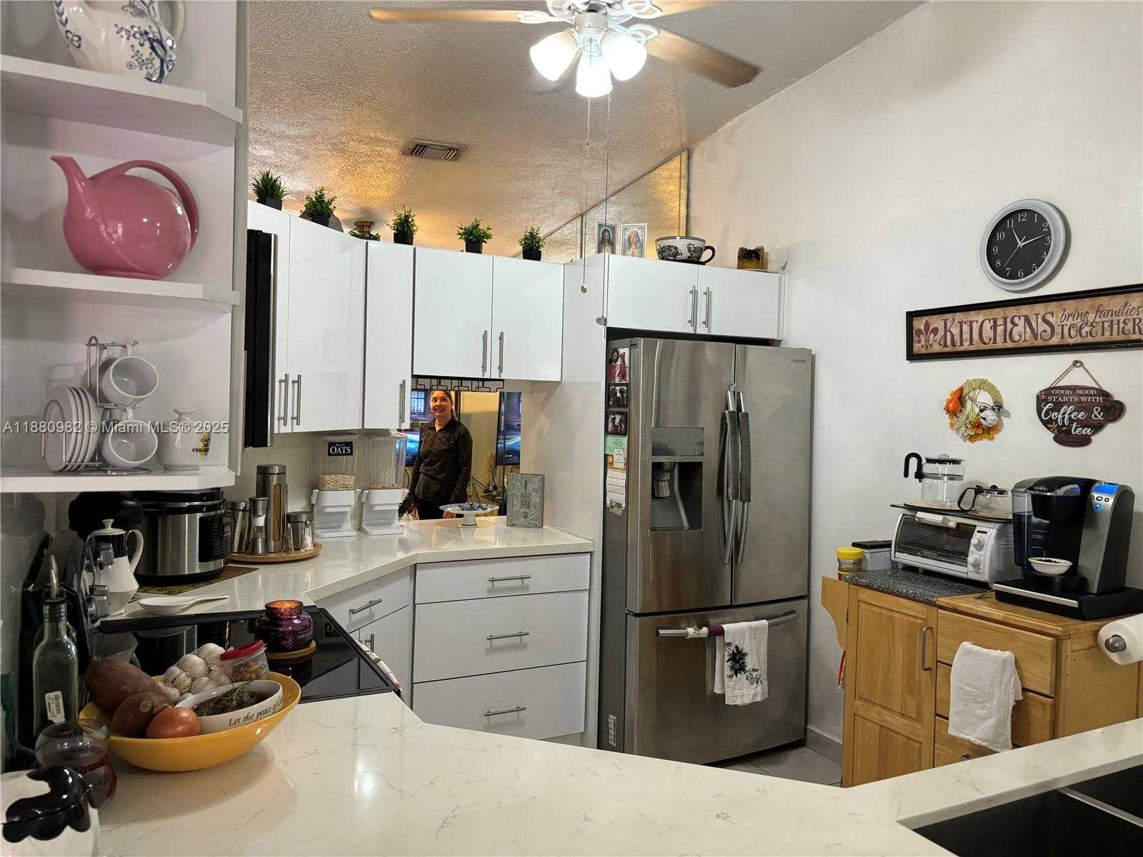 Small Image of 12343 SOUTH WEST 195TH TER, Miami Number 14