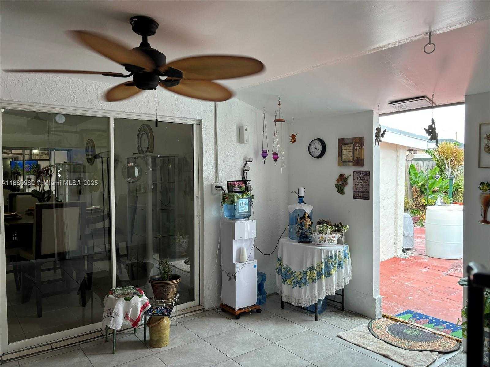 Small Image of 12343 SOUTH WEST 195TH TER, Miami Number 18