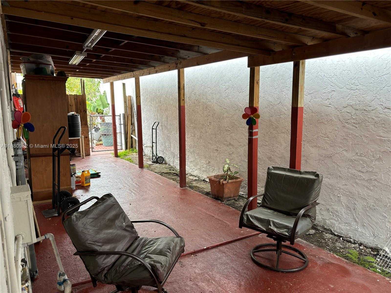 Small Image of 12343 SOUTH WEST 195TH TER, Miami Number 26