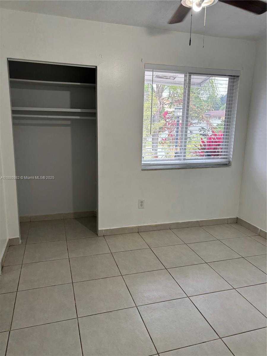 Small Image of 12343 SOUTH WEST 195TH TER, Miami Number 30