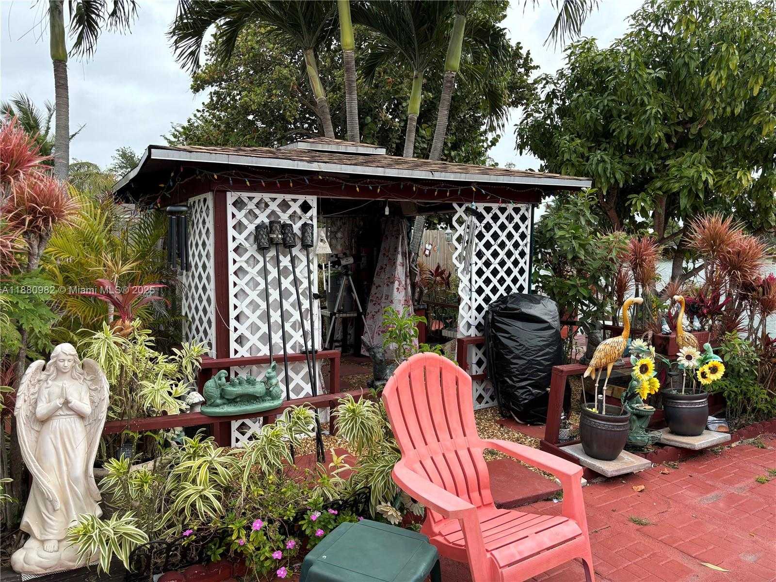 Small Image of 12343 SOUTH WEST 195TH TER, Miami Number 37