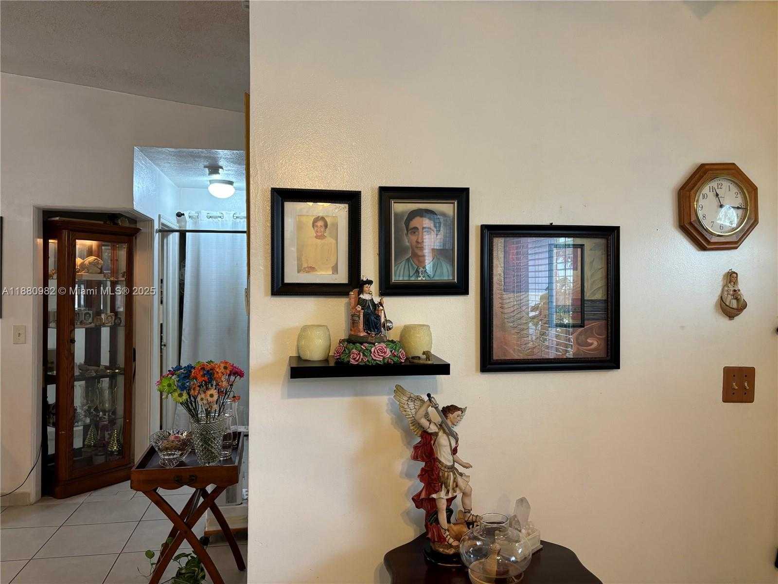 Small Image of 12343 SOUTH WEST 195TH TER, Miami Number 6