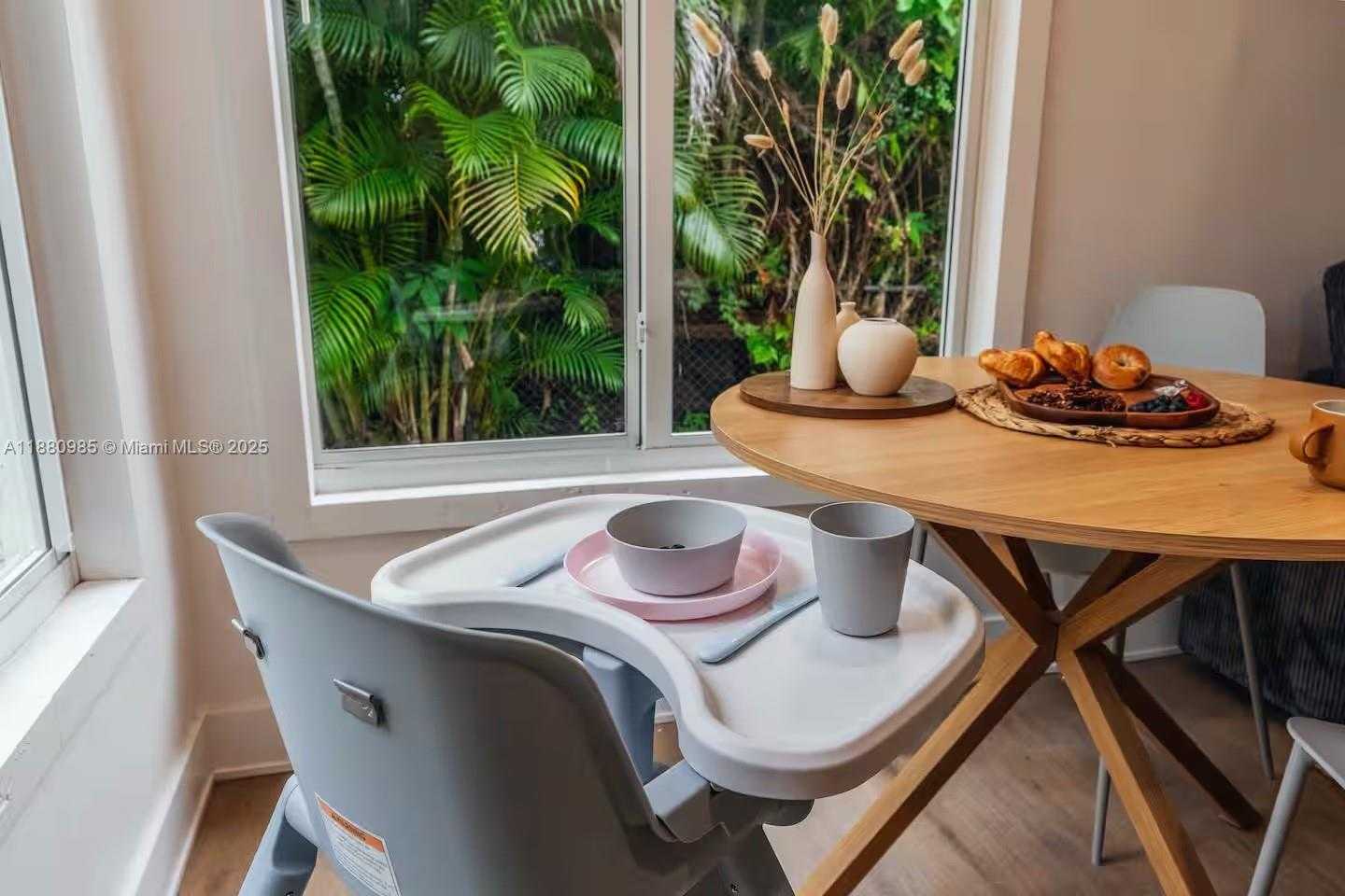 Small Image of 2515 NORTH EAST 182ND ST, North Miami Beach Number 5