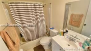 Small Image of 5722 NORTH WEST 101ST CT, Doral Number 7