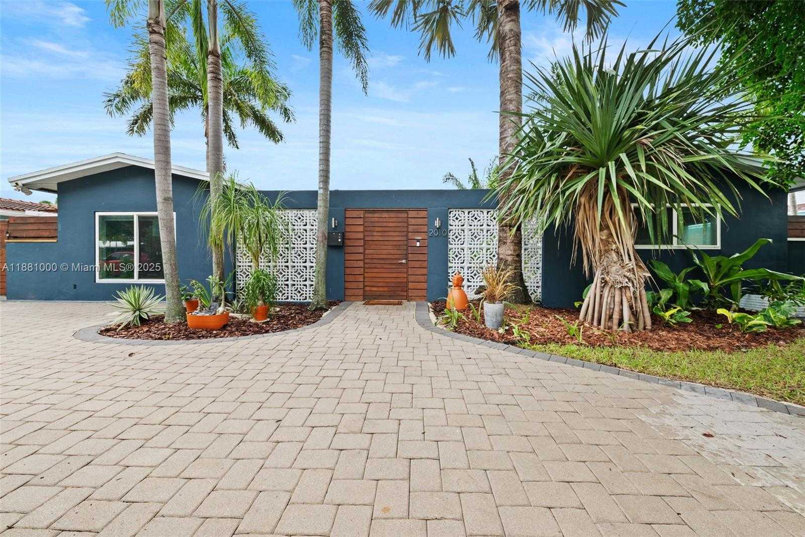 Small Image of 2010 NORTH WEST 35TH ST, Oakland Park Number 2