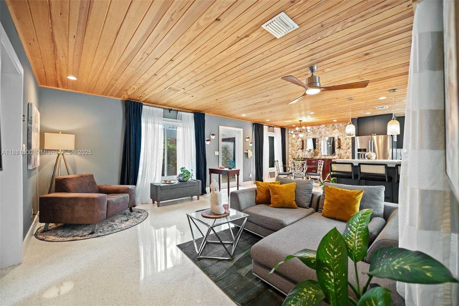 Small Image of 2010 NORTH WEST 35TH ST, Oakland Park Number 7