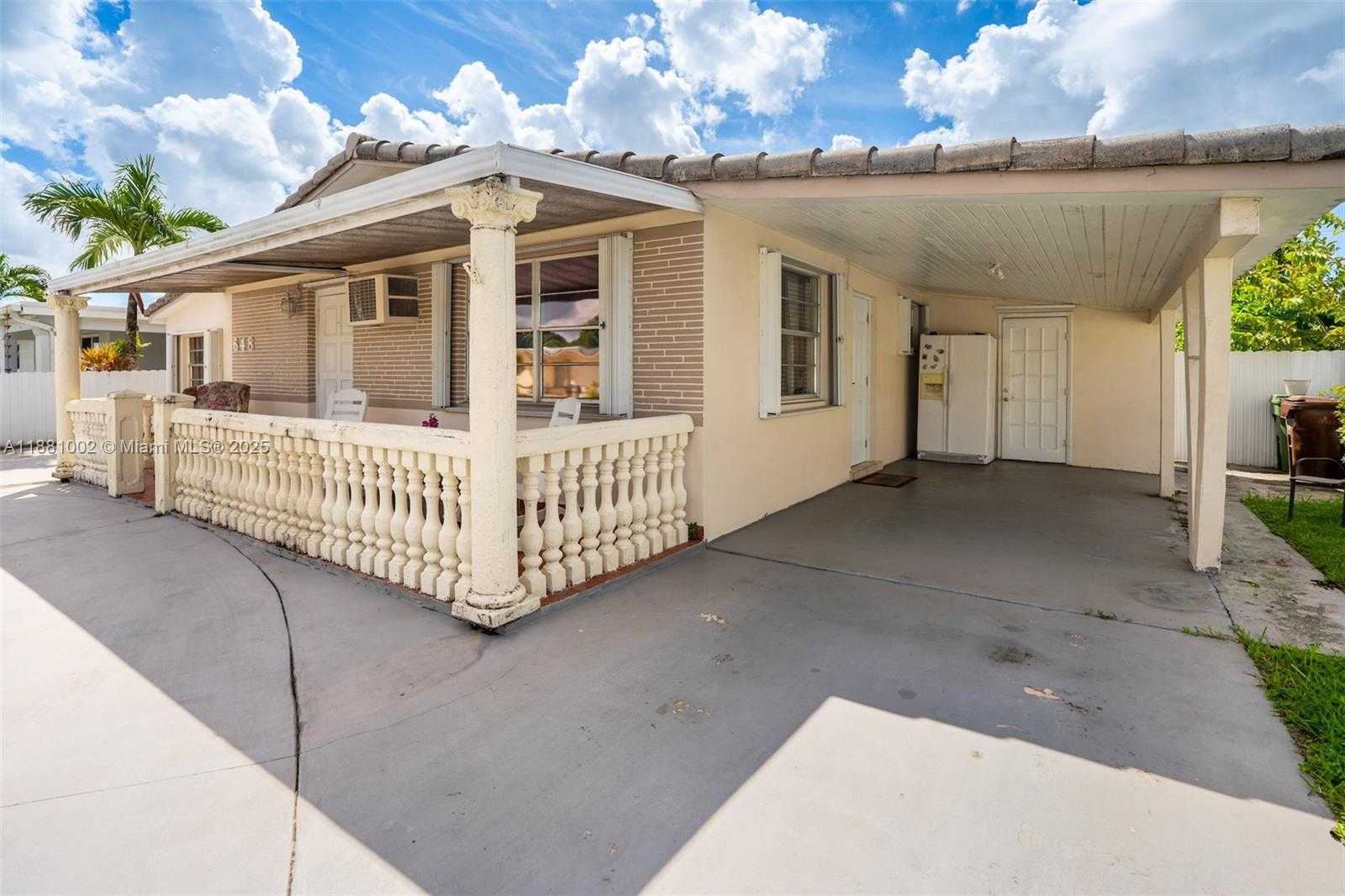 Small Image of 648 EAST 56TH ST, Hialeah Number 10