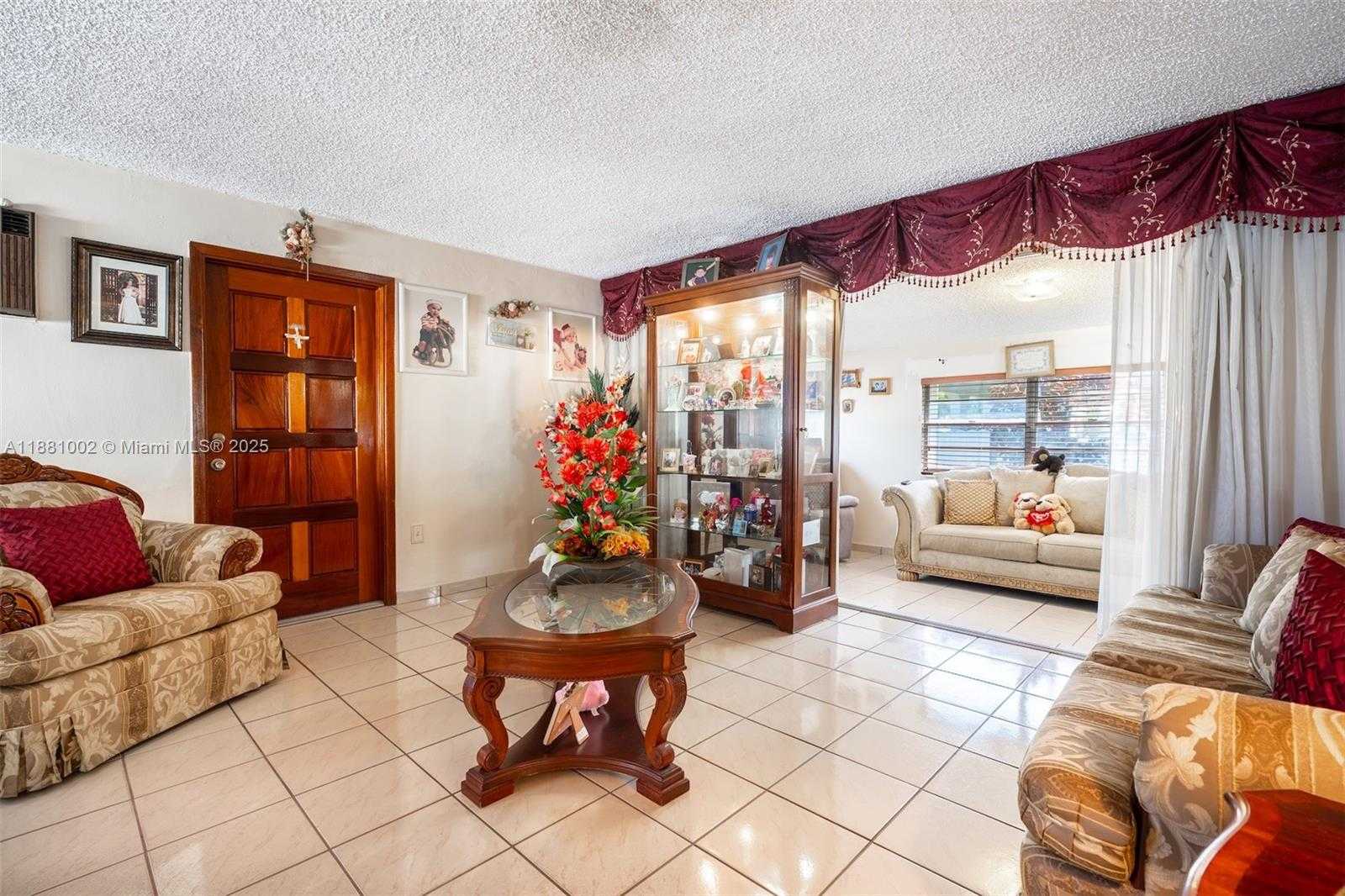 Small Image of 648 EAST 56TH ST, Hialeah Number 12