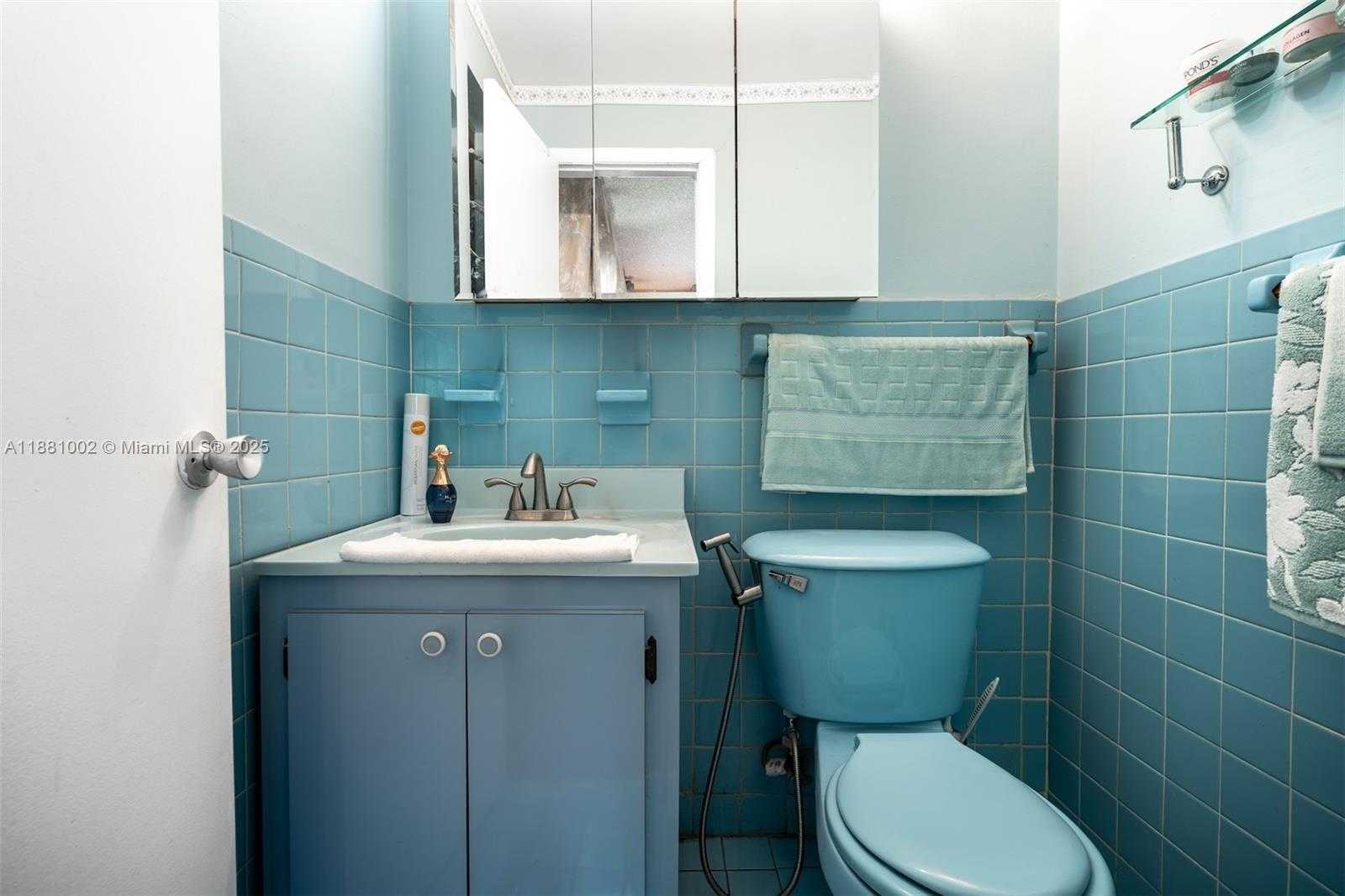 Small Image of 648 EAST 56TH ST, Hialeah Number 24