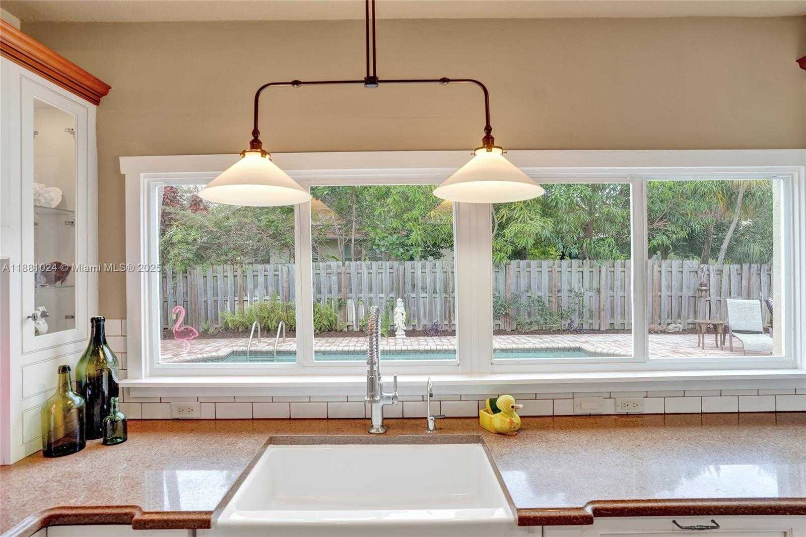 Small Image of 406 NORTH EAST 5TH AVE, Pompano Beach Number 26