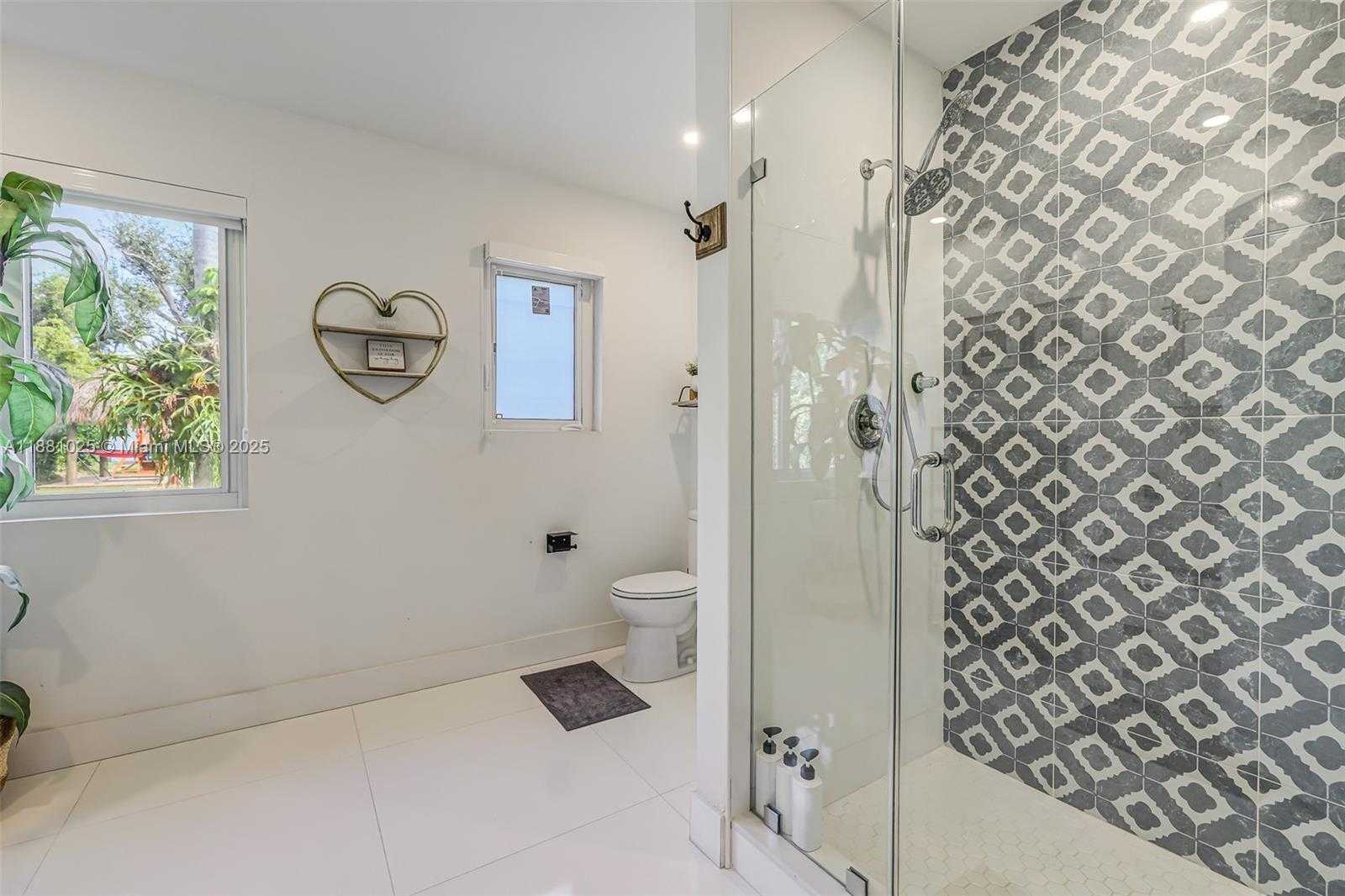 Small Image of 11461 SOUTH WEST 93RD ST, Miami Number 18