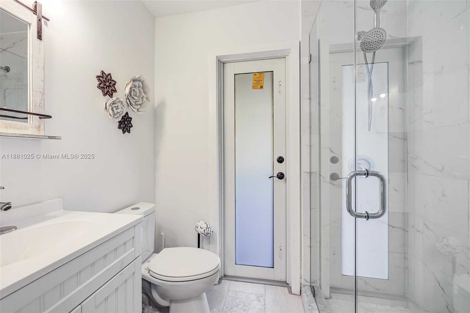 Small Image of 11461 SOUTH WEST 93RD ST, Miami Number 22