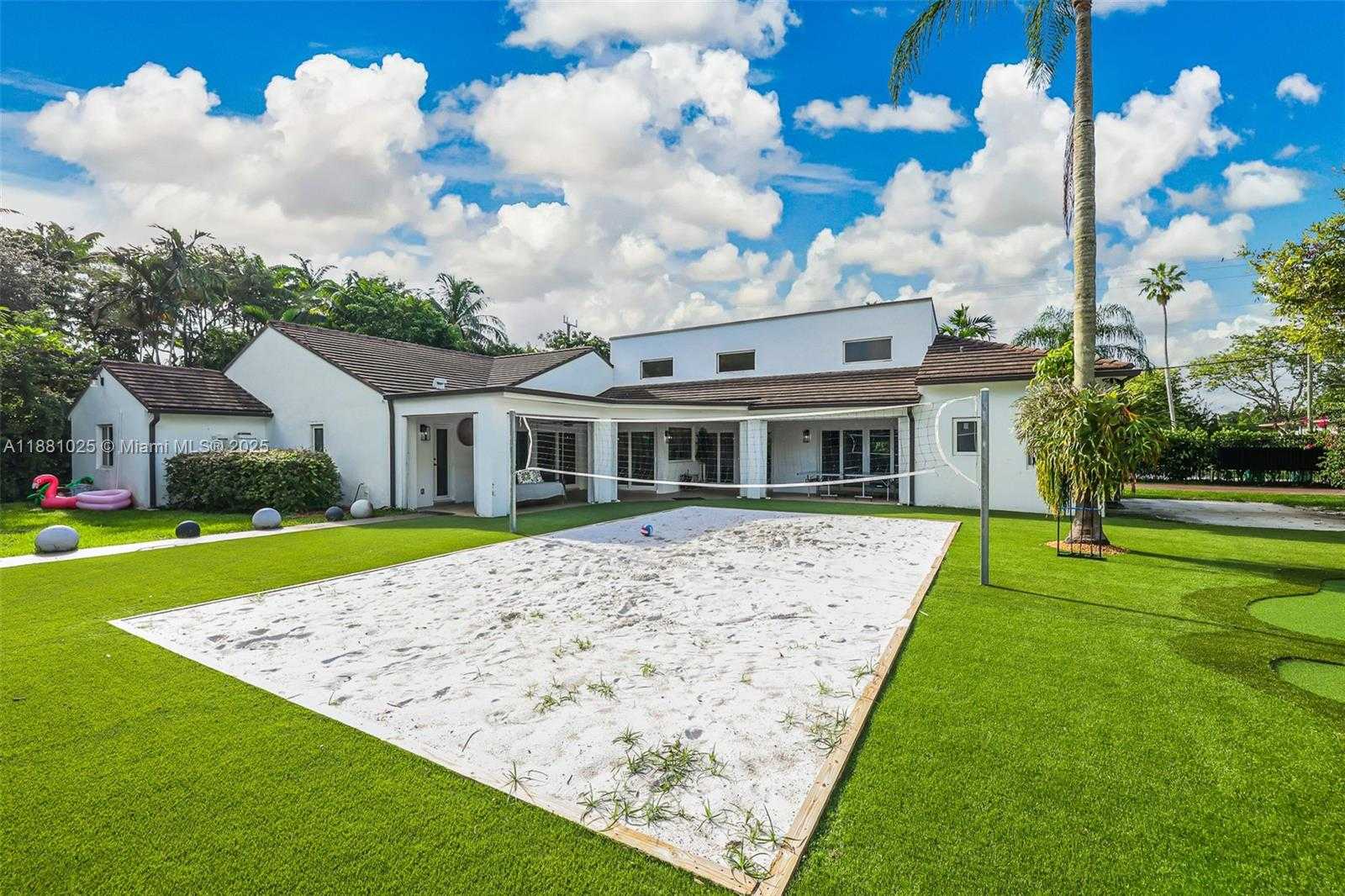 Small Image of 11461 SOUTH WEST 93RD ST, Miami Number 38