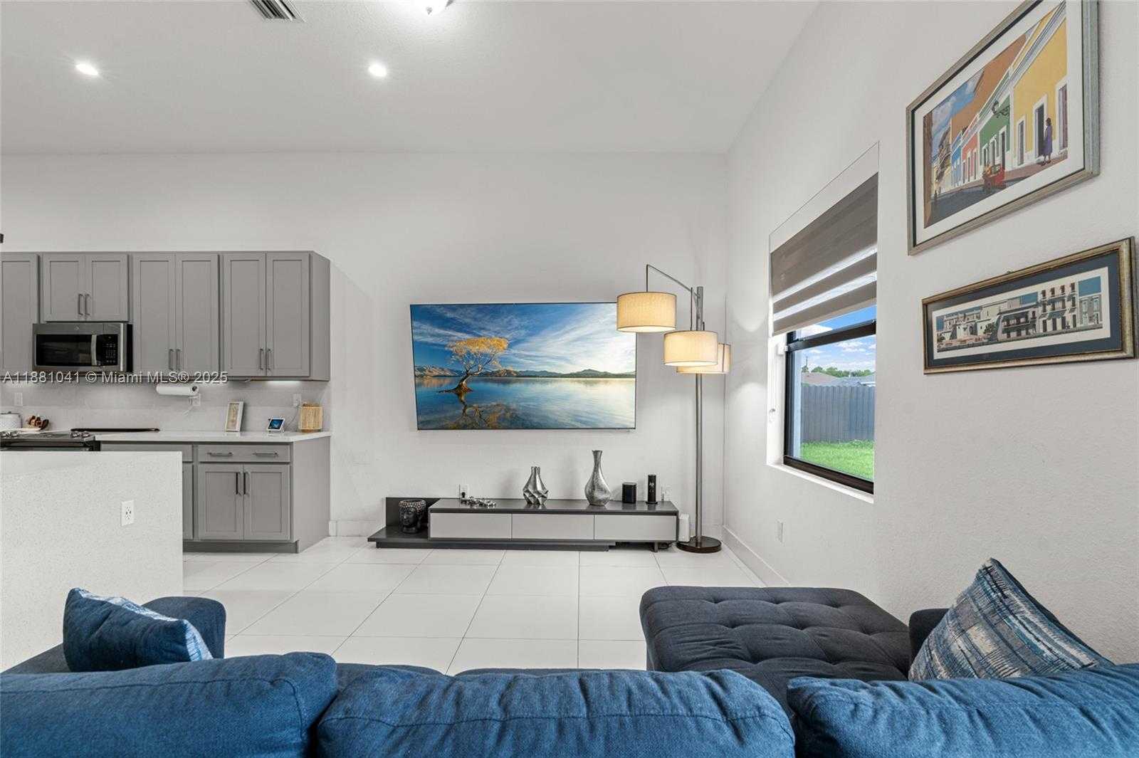 Small Image of 31068 SW 192nd Ct, Florida 33030, USA Number 11