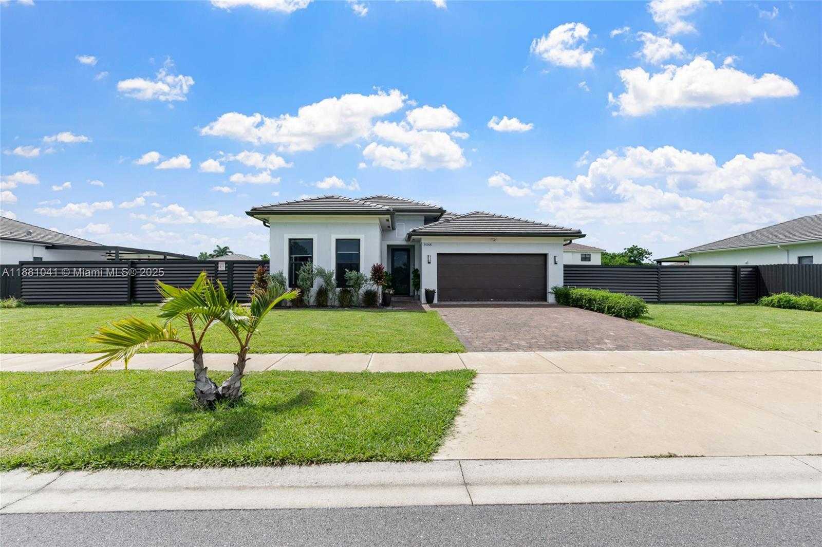 Small Image of 31068 SW 192nd Ct, Florida 33030, USA Number 2