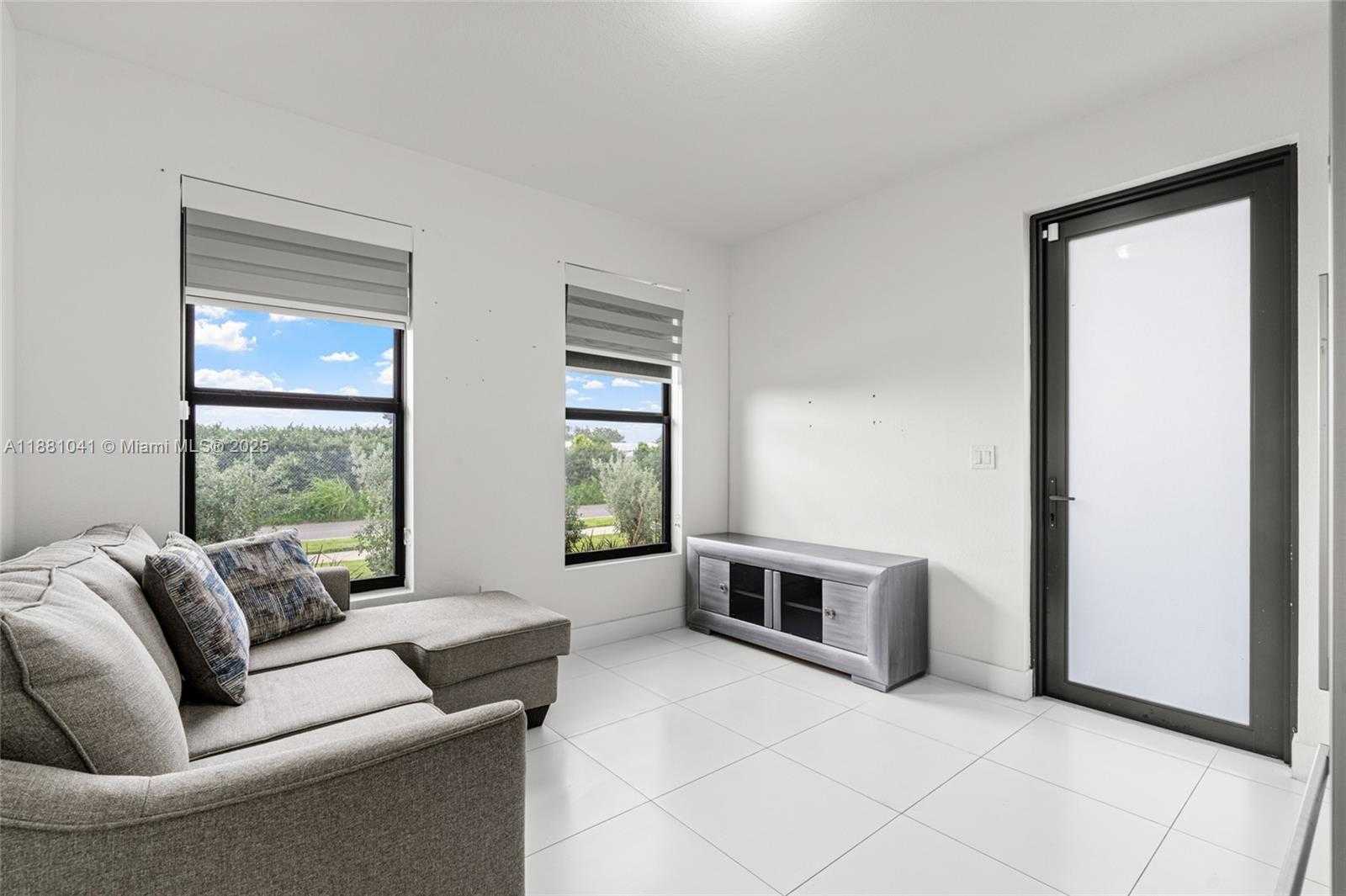 Small Image of 31068 SW 192nd Ct, Florida 33030, USA Number 24