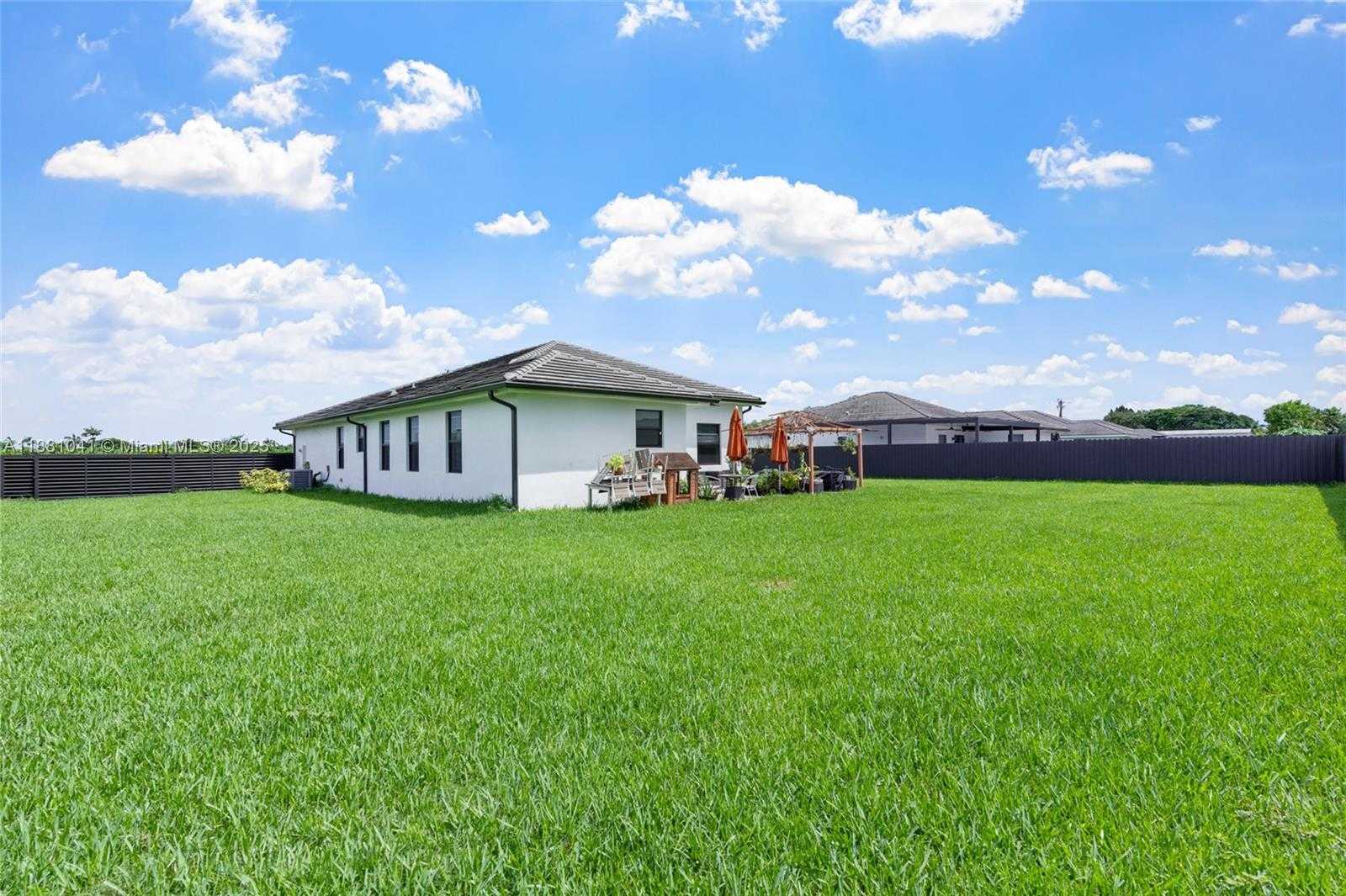 Small Image of 31068 SW 192nd Ct, Florida 33030, USA Number 32
