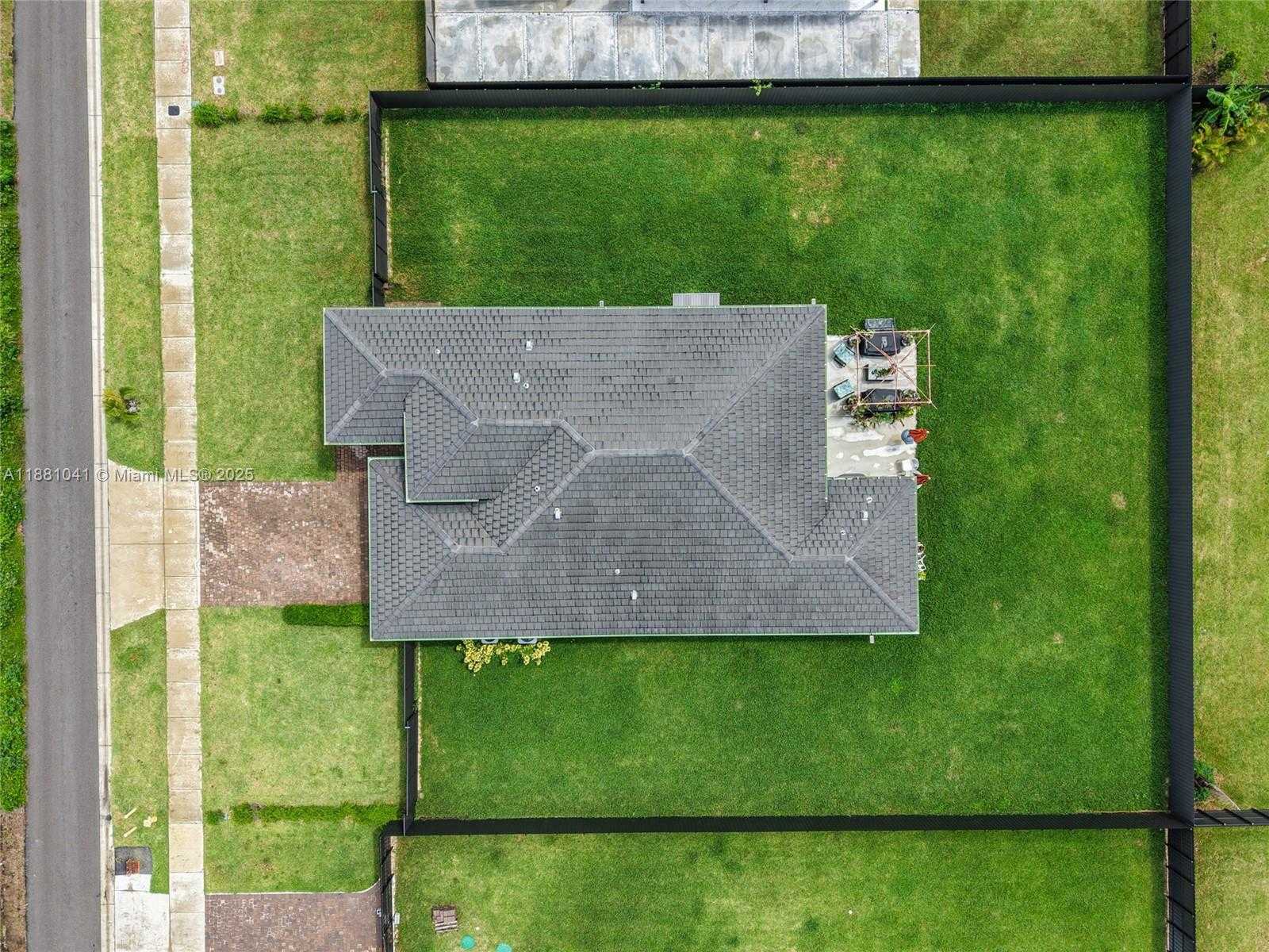 Small Image of 31068 SW 192nd Ct, Florida 33030, USA Number 38