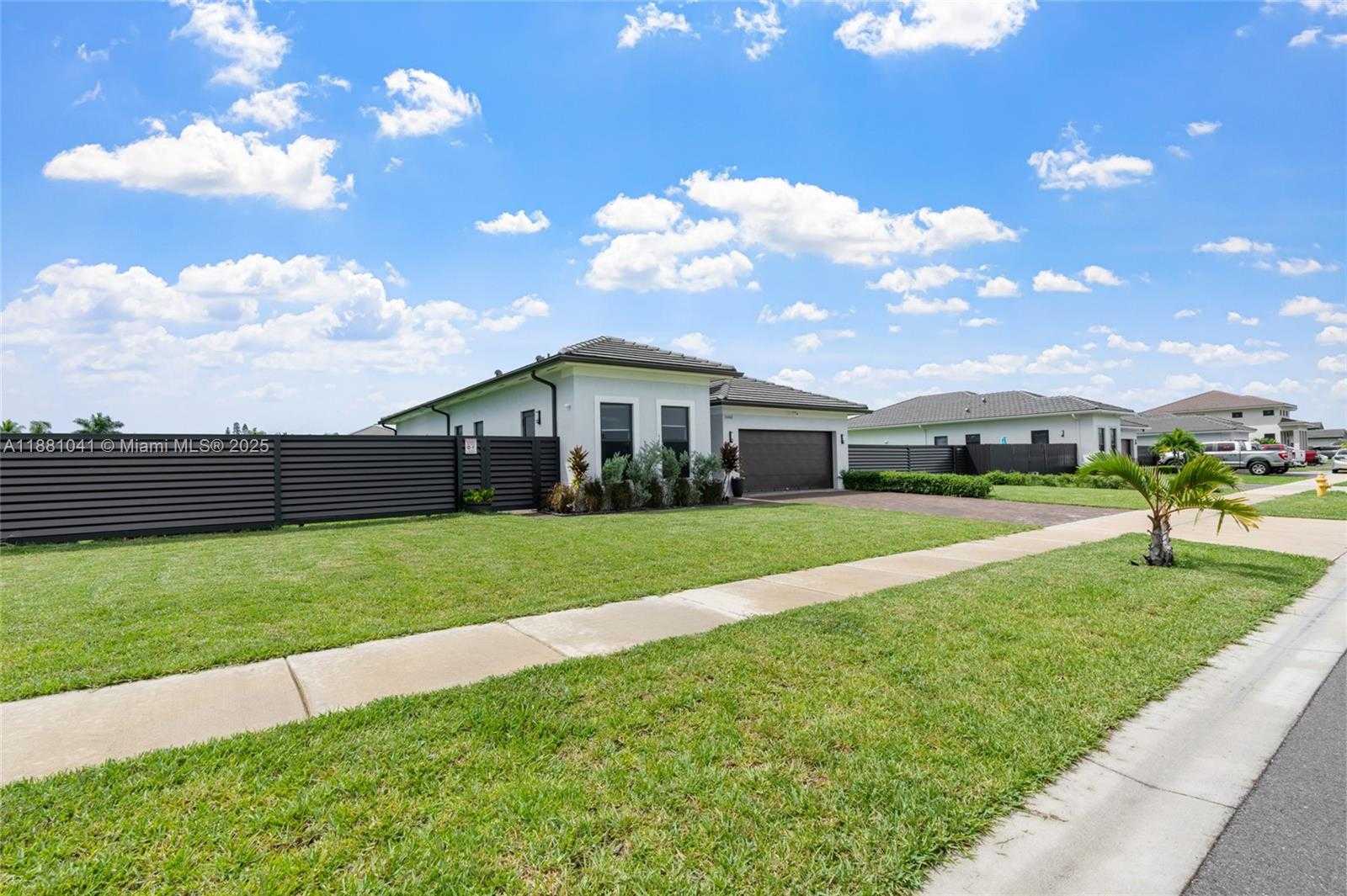 Small Image of 31068 SW 192nd Ct, Florida 33030, USA Number 5
