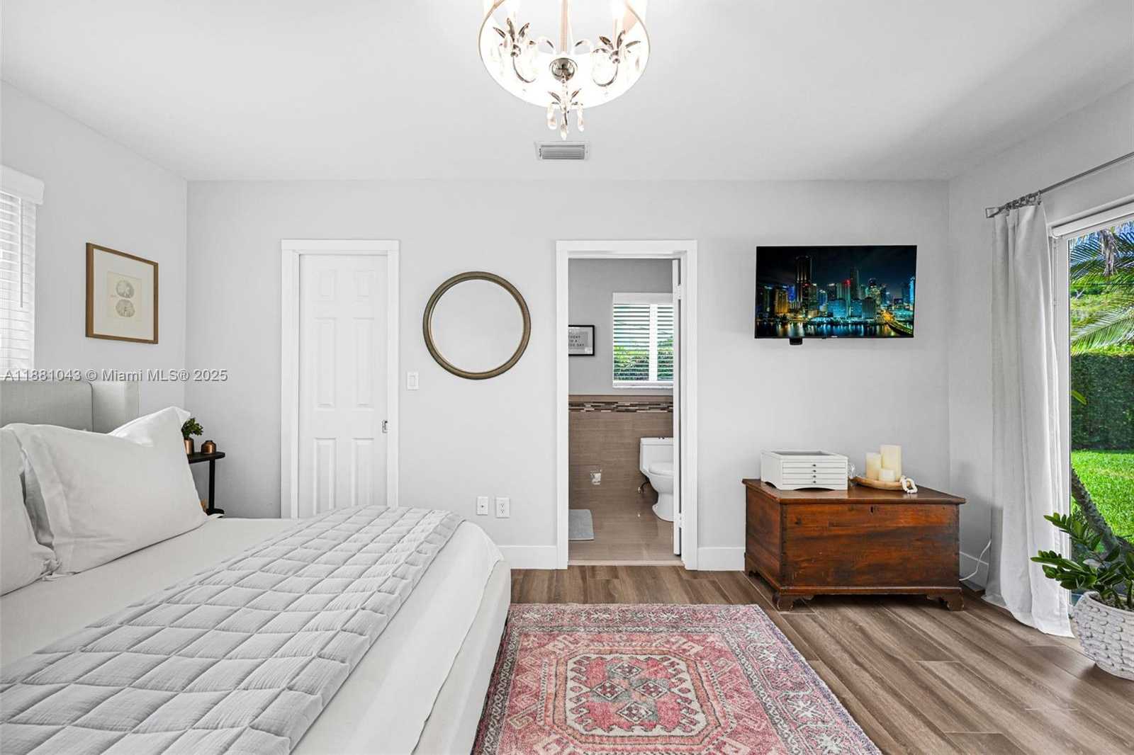 Small Image of 8570 SOUTH WEST 155TH TER, Palmetto Bay Number 12