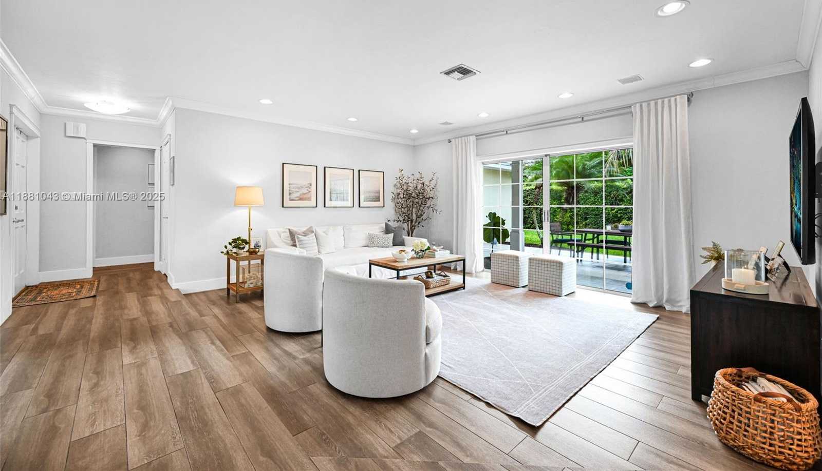 Small Image of 8570 SOUTH WEST 155TH TER, Palmetto Bay Number 17