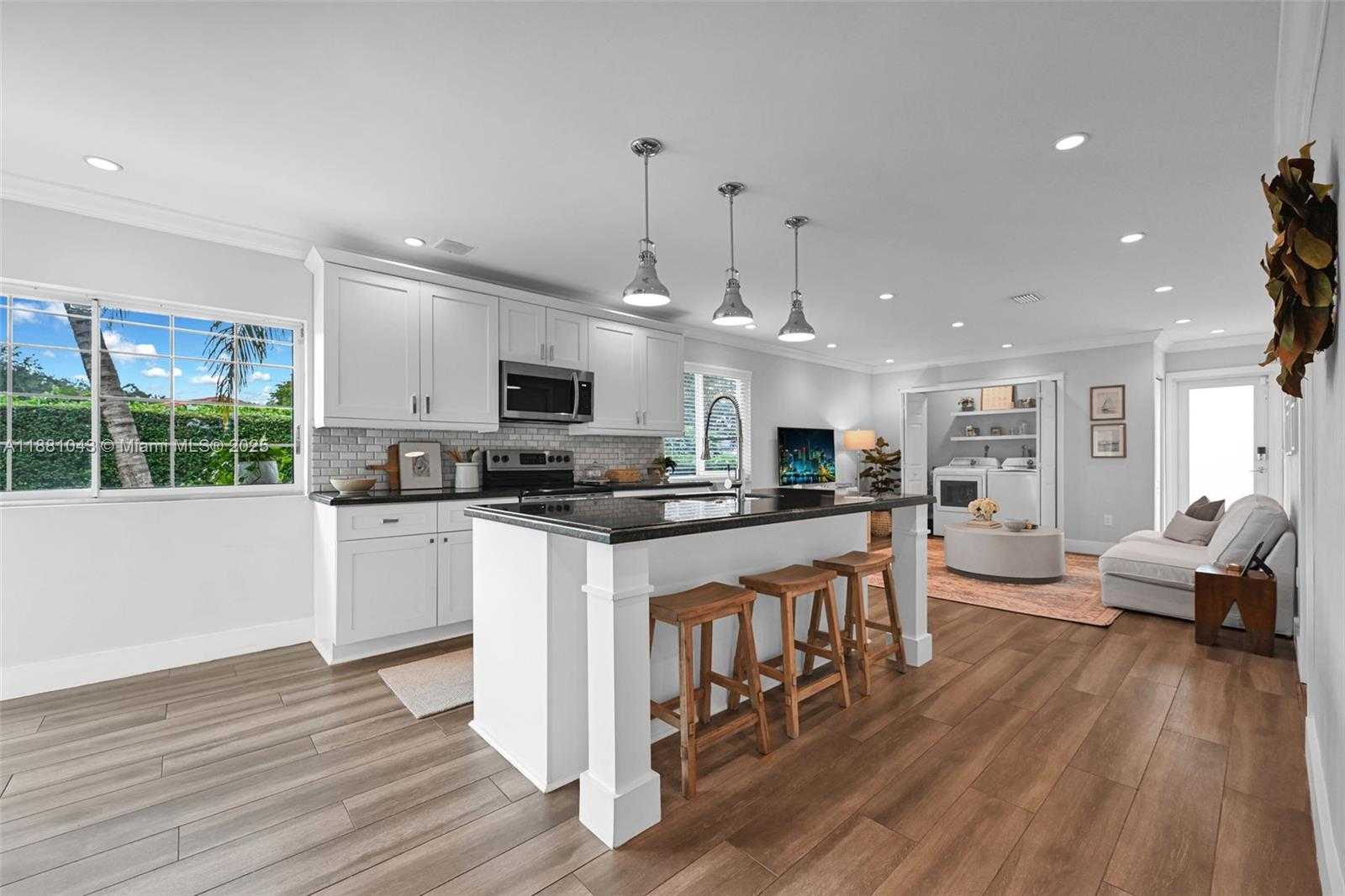 Small Image of 8570 SOUTH WEST 155TH TER, Palmetto Bay Number 20