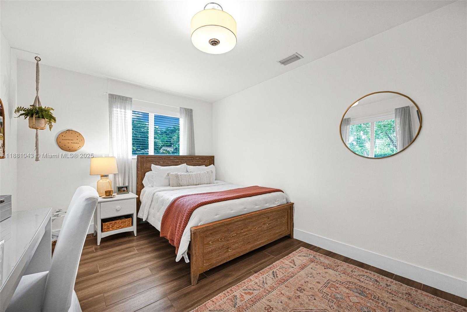 Small Image of 8570 SOUTH WEST 155TH TER, Palmetto Bay Number 26