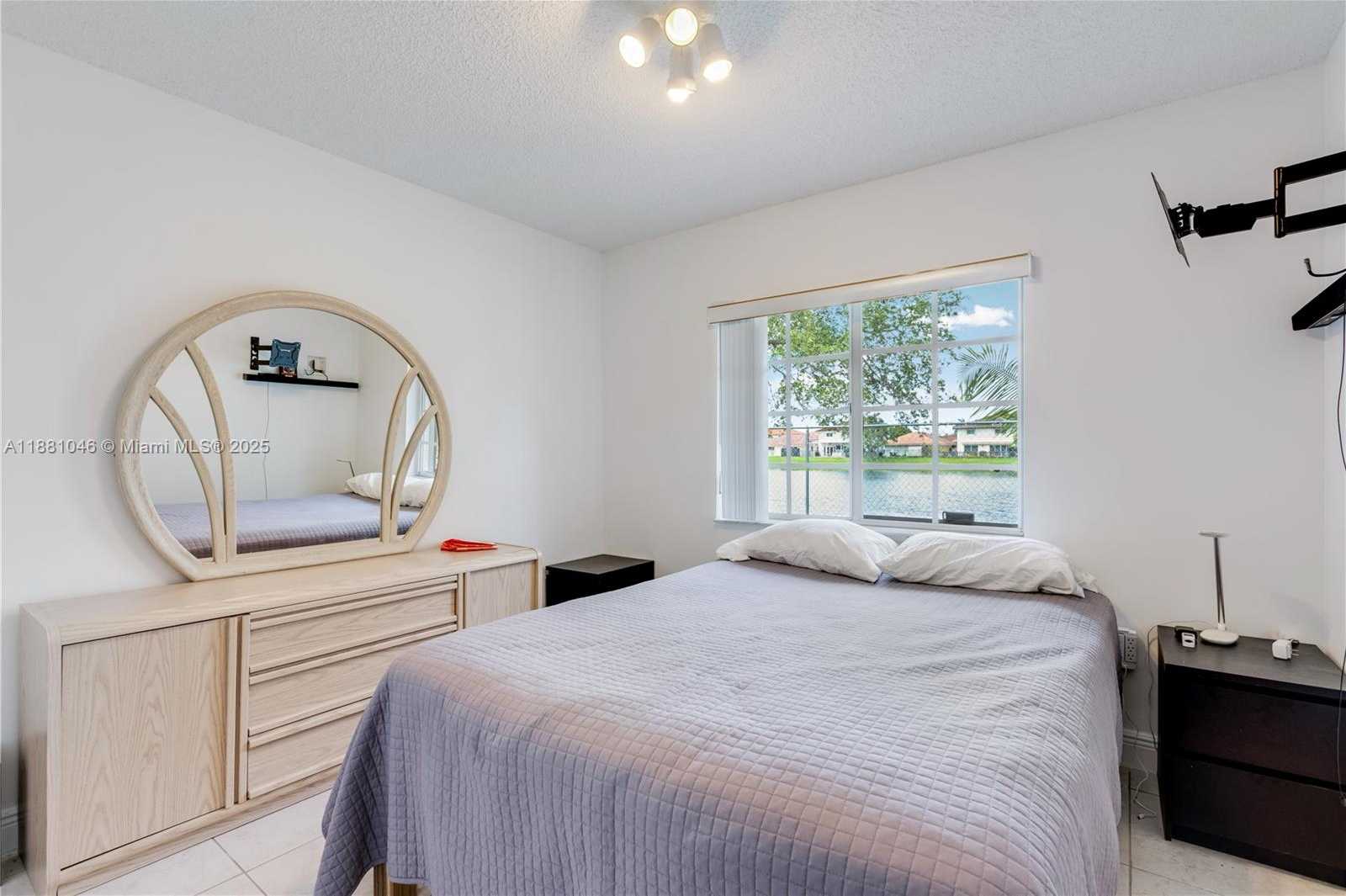 Small Image of 15351 SOUTH WEST 36TH ST, Miami Number 18