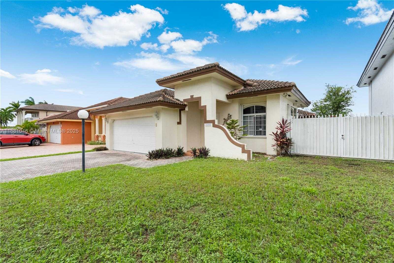 Small Image of 15351 SOUTH WEST 36TH ST, Miami Number 2