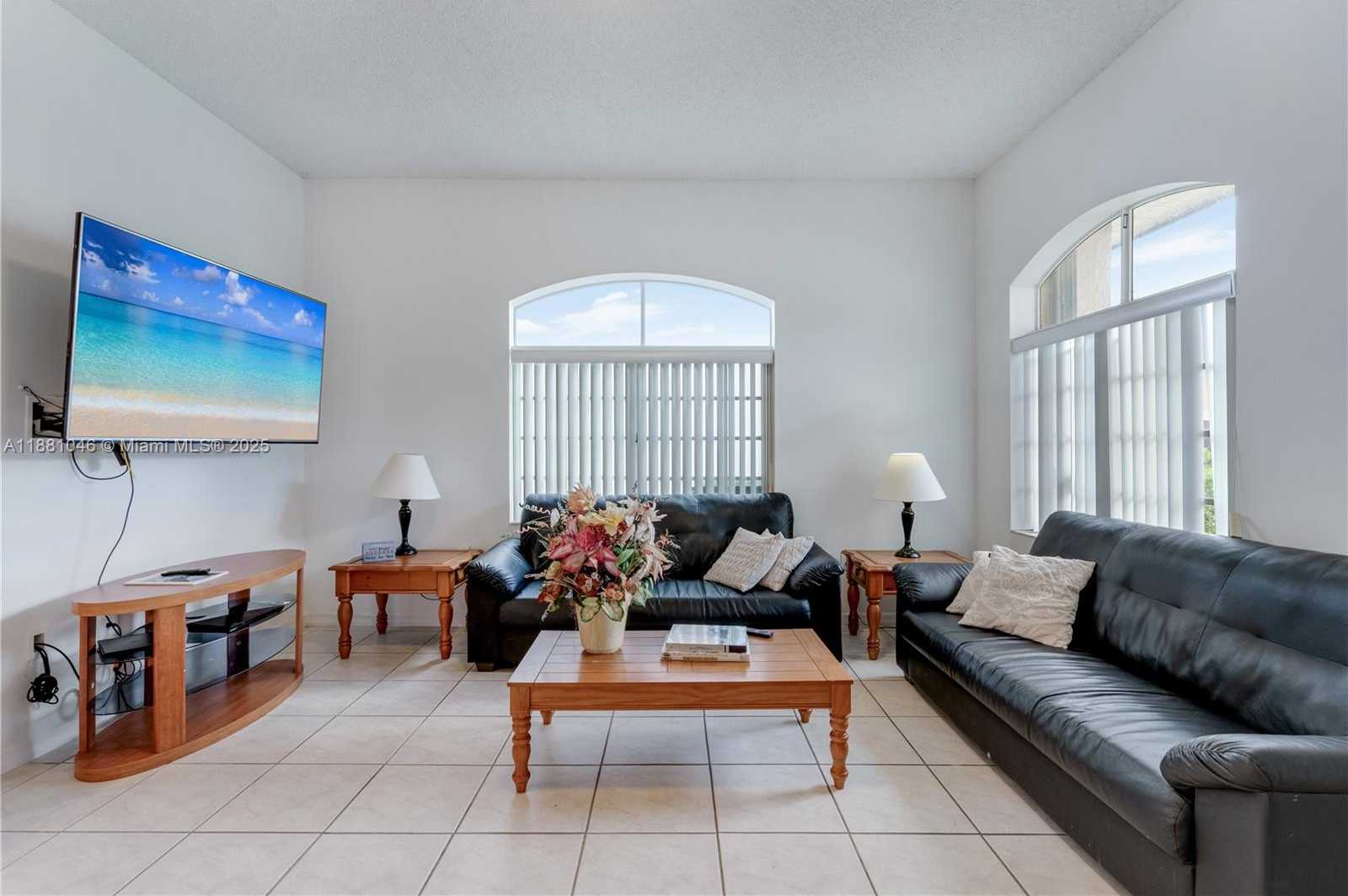 Small Image of 15351 SOUTH WEST 36TH ST, Miami Number 5