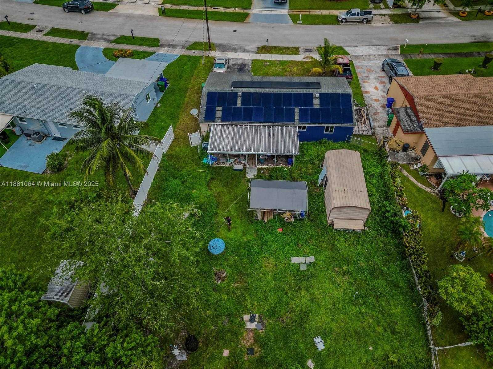 Small Image of 4450 SOUTH WEST 24TH ST, Fort Lauderdale Number 28