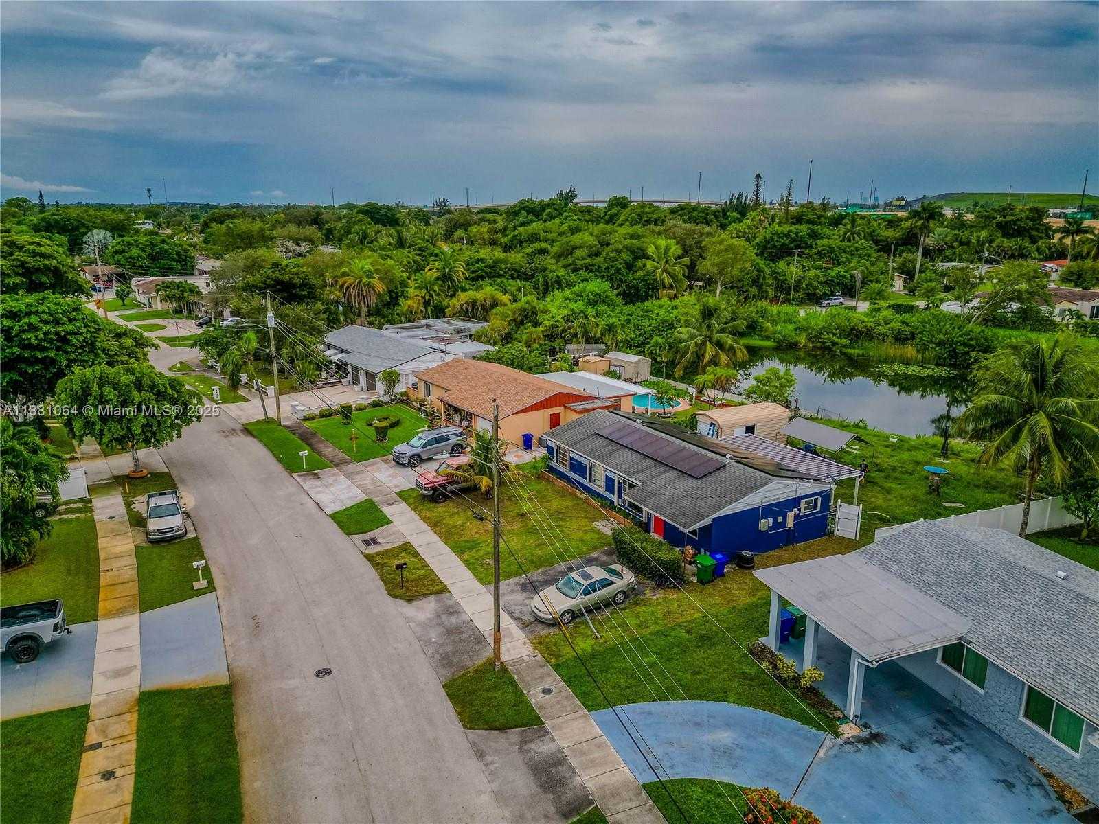 Small Image of 4450 SOUTH WEST 24TH ST, Fort Lauderdale Number 29