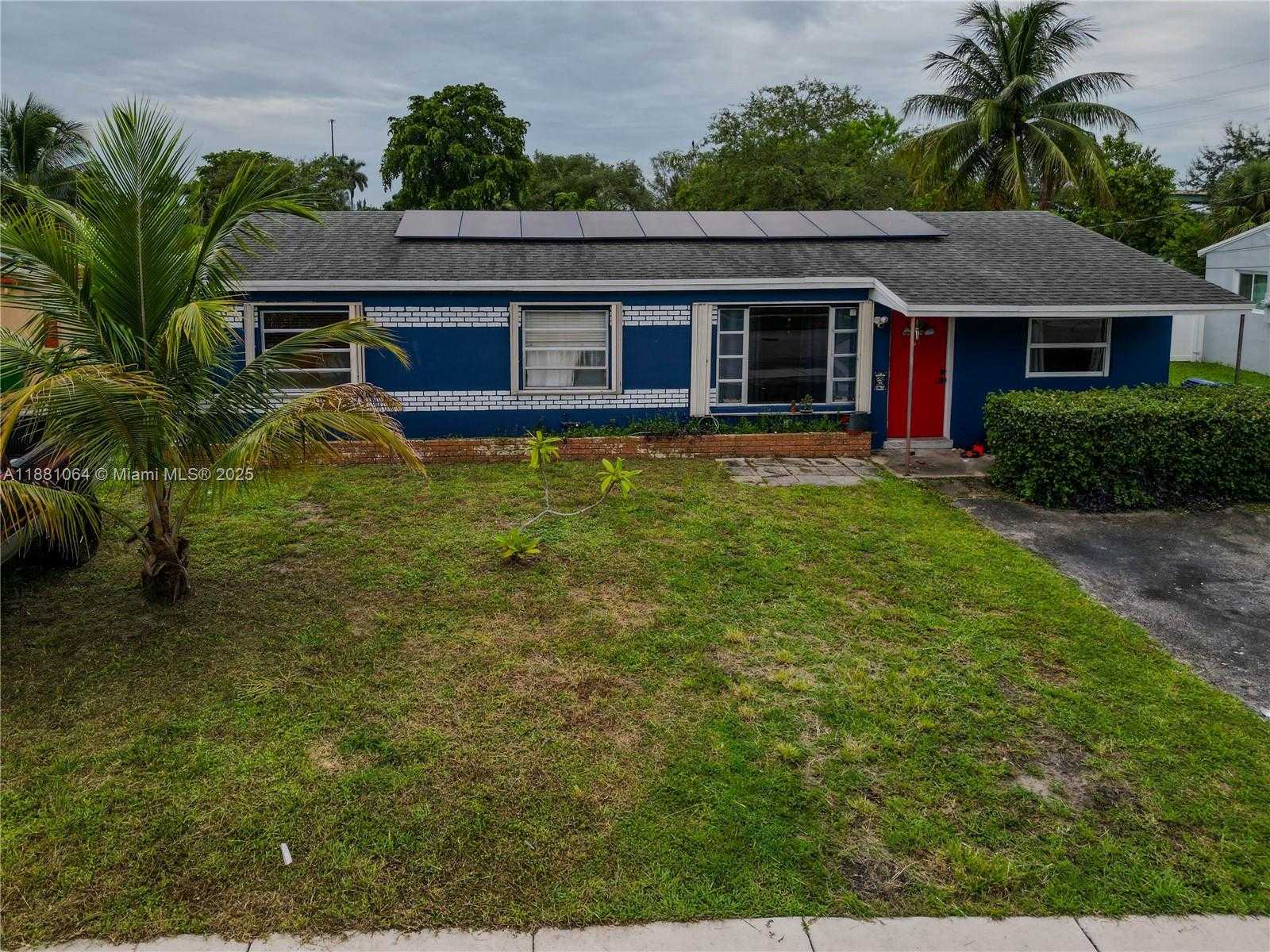 Small Image of 4450 SOUTH WEST 24TH ST, Fort Lauderdale Number 3