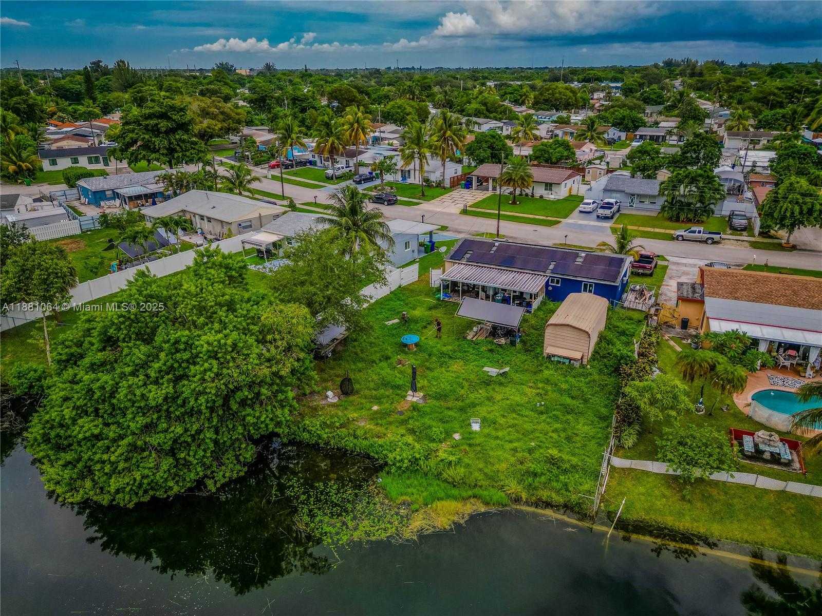 Small Image of 4450 SOUTH WEST 24TH ST, Fort Lauderdale Number 38