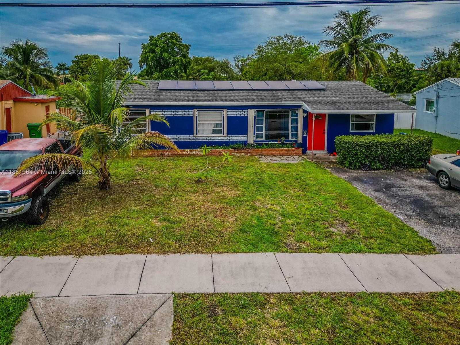 Small Image of 4450 SOUTH WEST 24TH ST, Fort Lauderdale Number 4