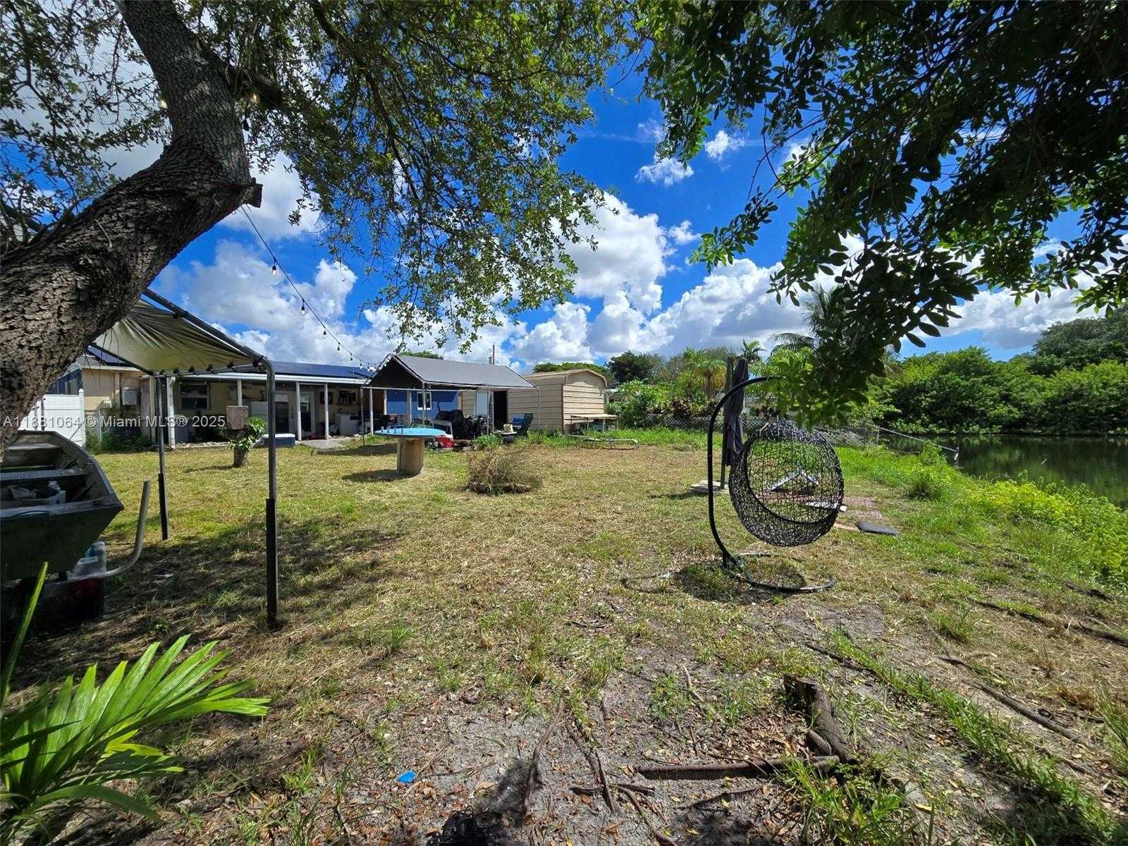 Small Image of 4450 SOUTH WEST 24TH ST, Fort Lauderdale Number 41