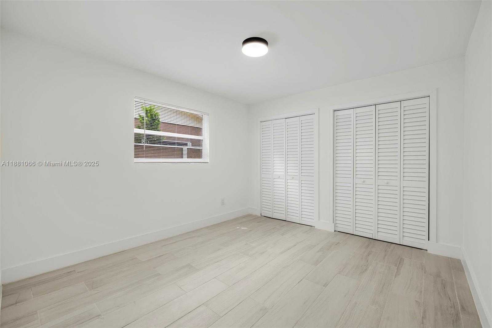 Small Image of 6020 WEST 22ND LANE, Hialeah Number 12
