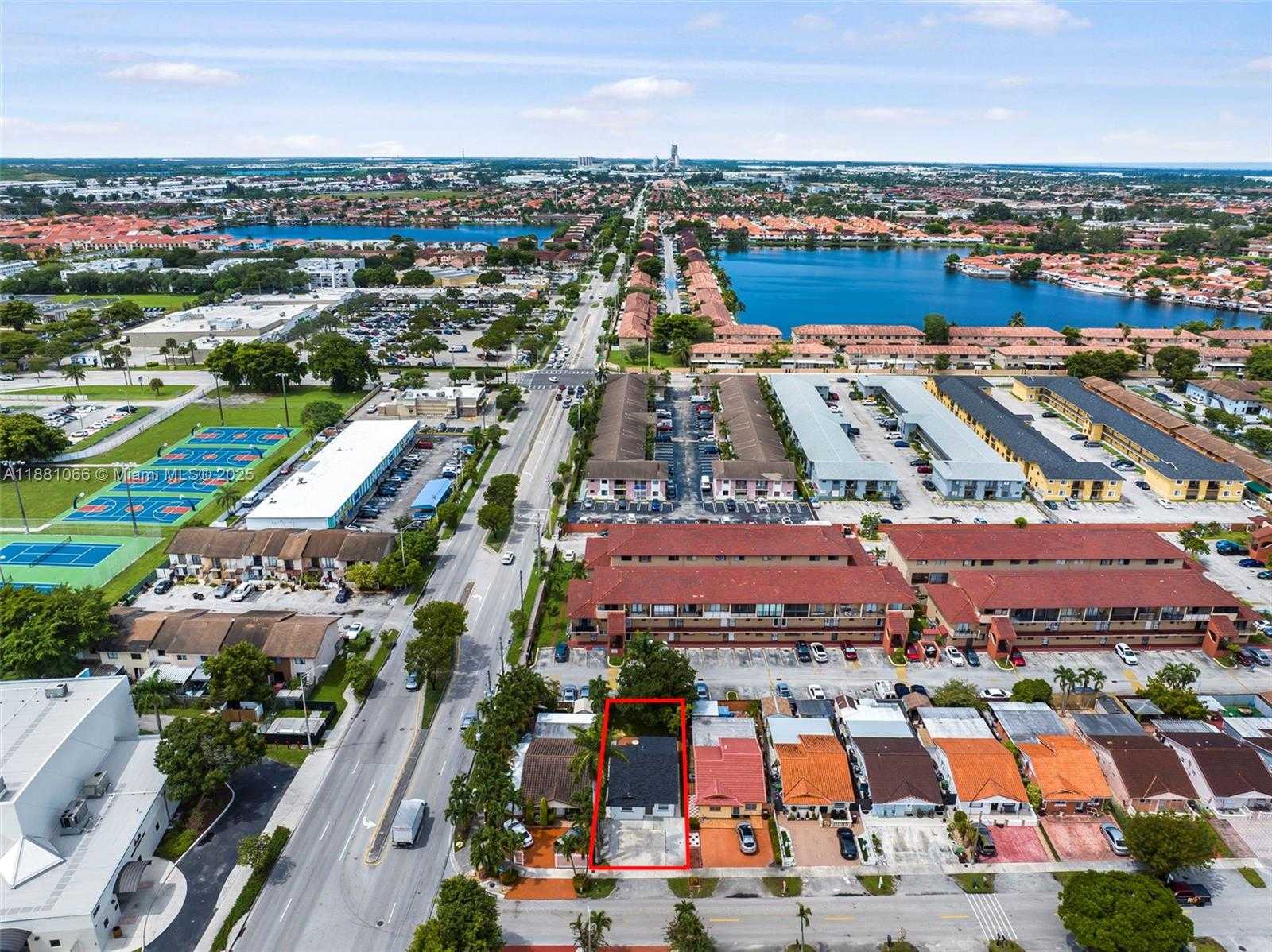 Small Image of 6020 WEST 22ND LANE, Hialeah Number 19