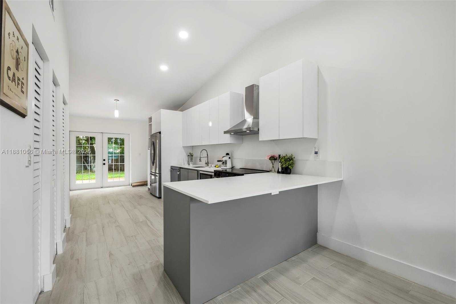 Small Image of 6020 WEST 22ND LANE, Hialeah Number 5