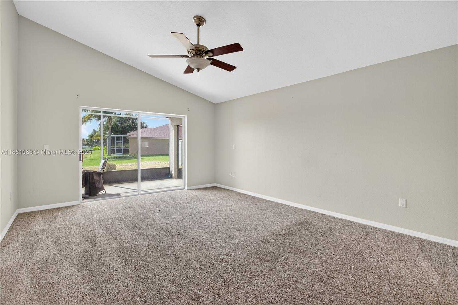Small Image of 6721 SPARKLING WAY, Other City - In The State Of Florida Number 11